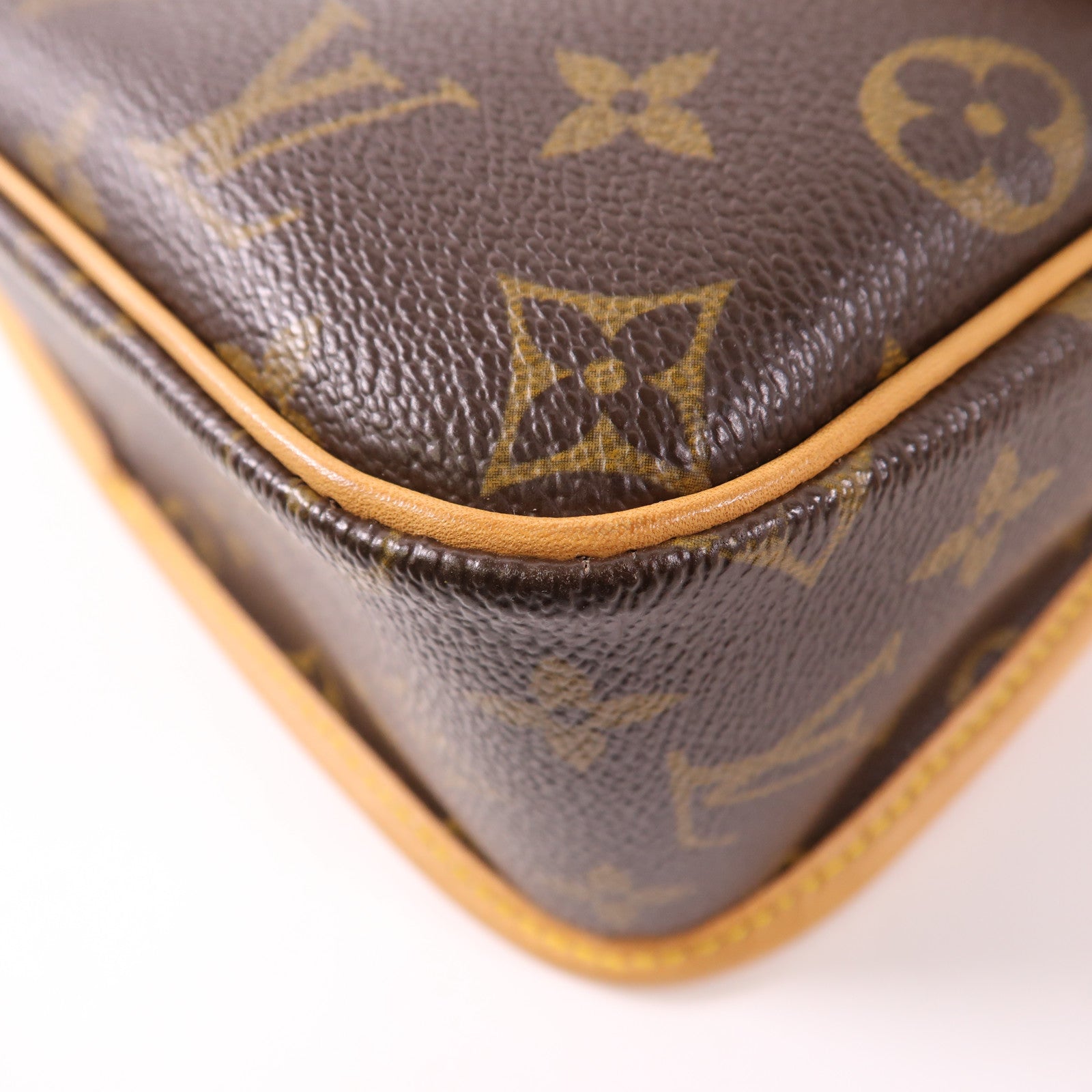 LOUIS VUITTON Monogram Sologne金扣肩背袋
