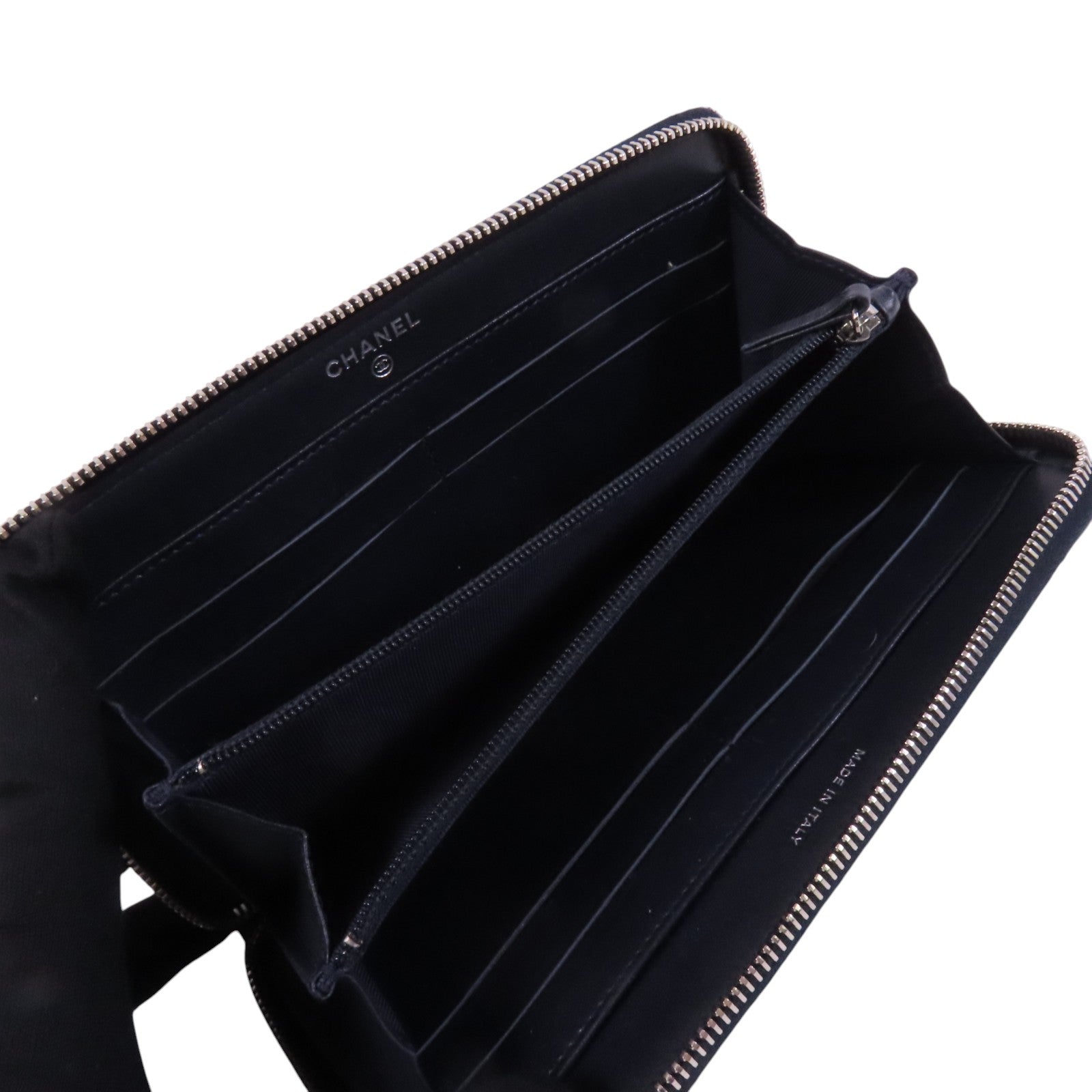 CHANEL 牛皮皮革Round Long Wallet銀扣拉鏈長錢包