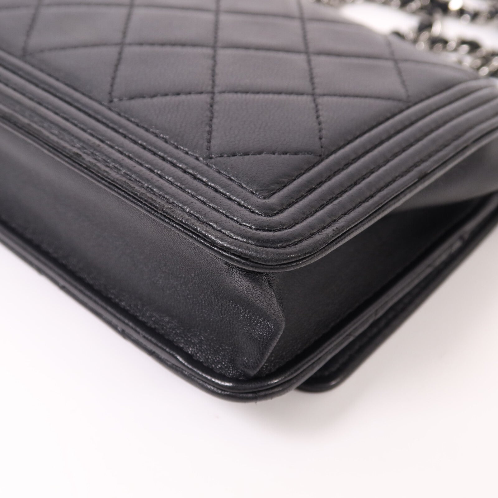 CHANEL 羊皮皮革Boy Wallet On Chain銀扣鏈帶肩背袋