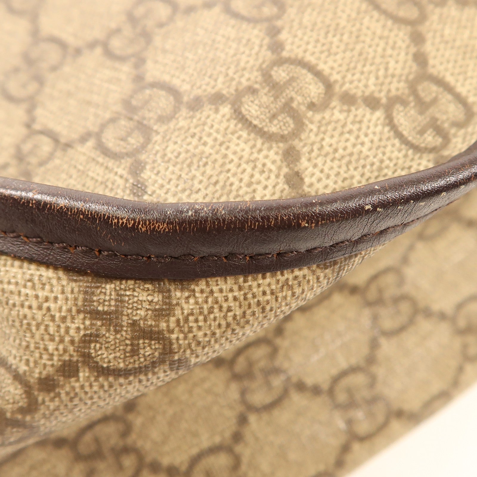 GUCCI 塗層帆布Shoulder Bag金扣肩背袋