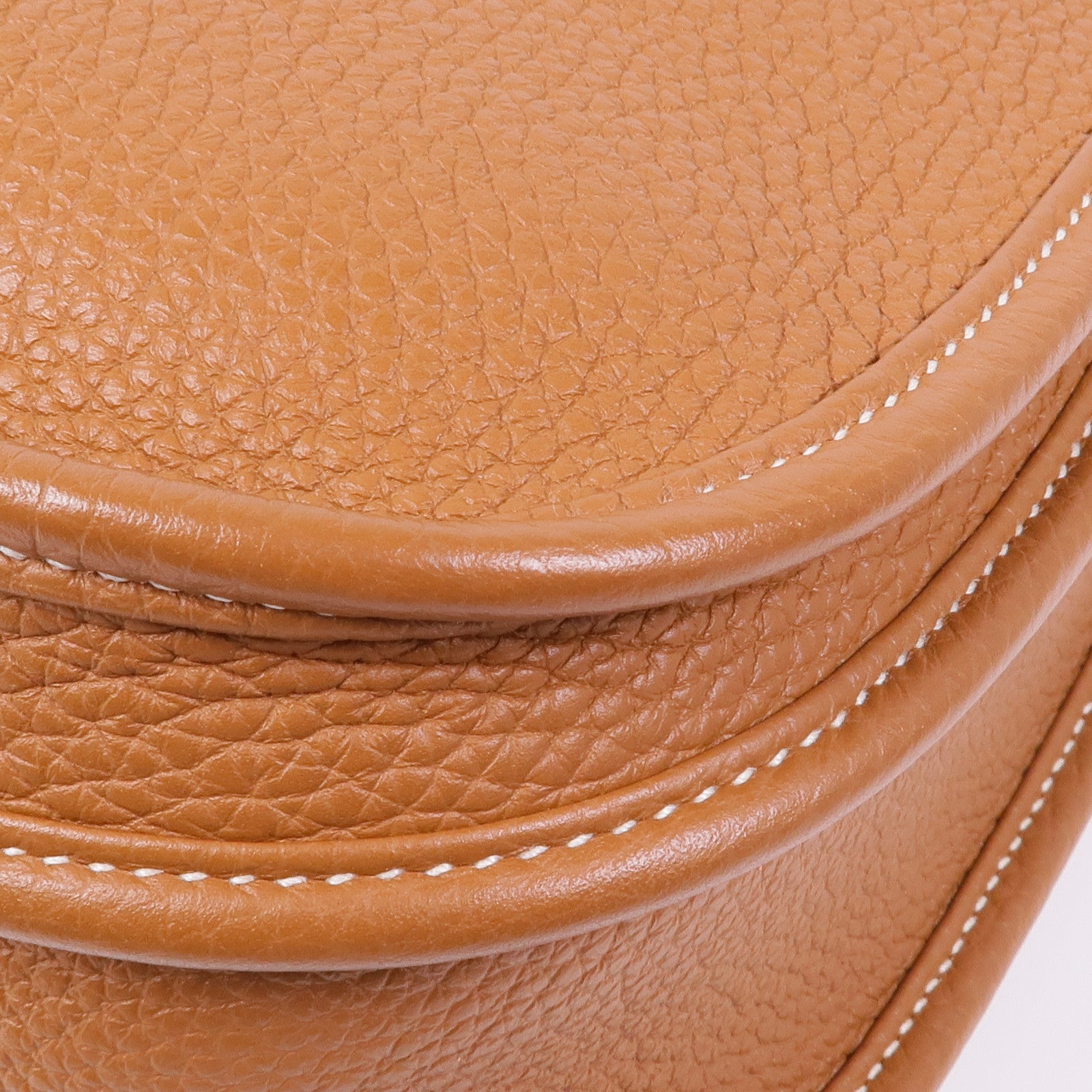 HERMES Clemence皮革Evelyne PM銀扣肩背袋37 Gold