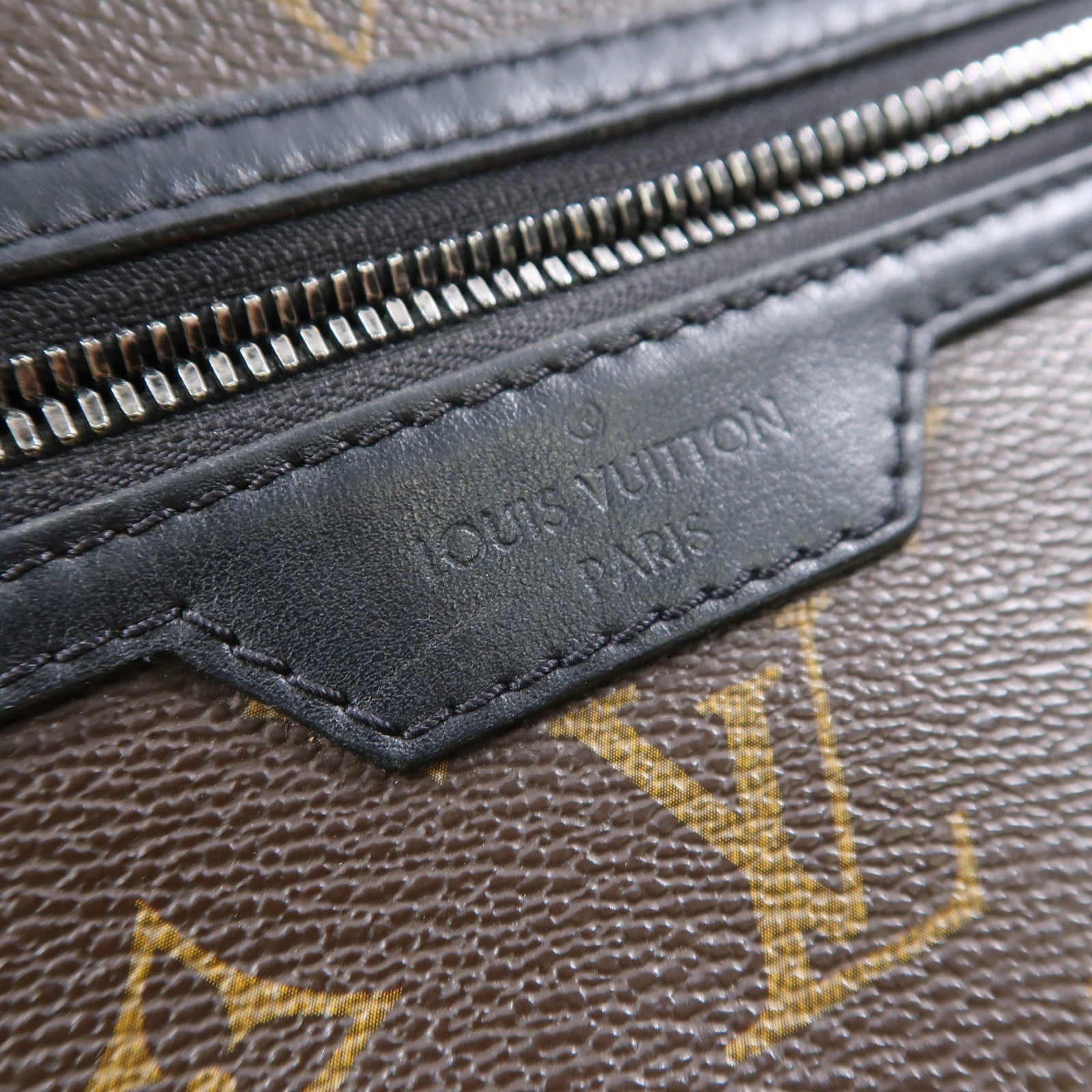 LOUIS VUITTON 【激減優惠】Monogram D.Flat Shoulder金扣鏈帶肩背袋啡色/紫色