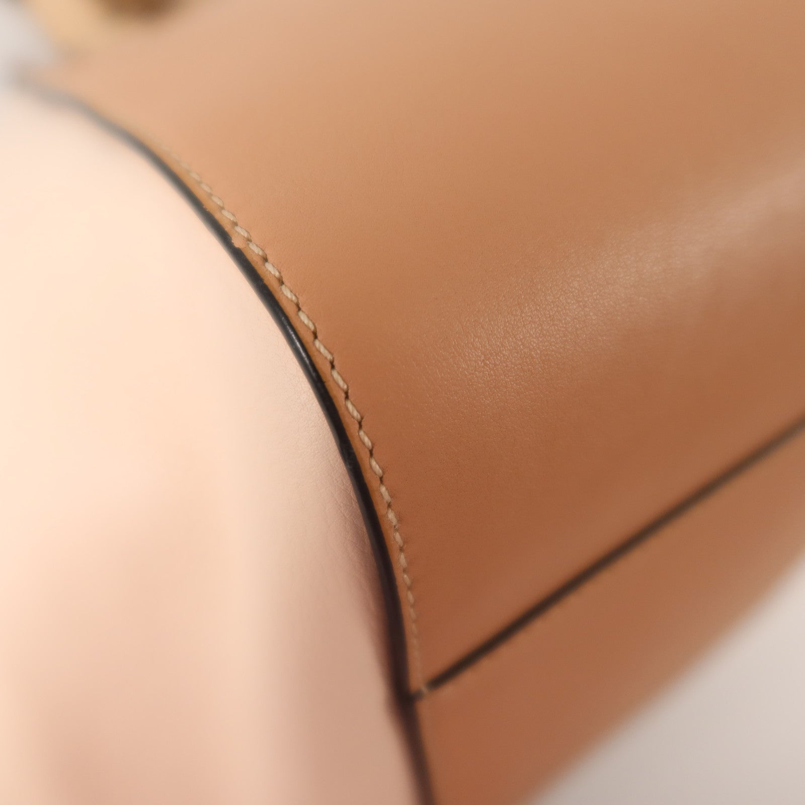 LOEWE 牛皮皮革Hammock Small金扣手挽肩背兩用袋