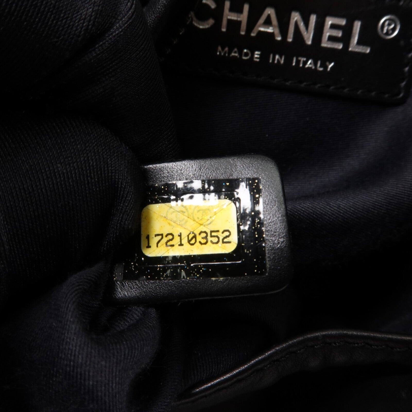 CHANEL 牛皮皮革BlackPack Mini背包