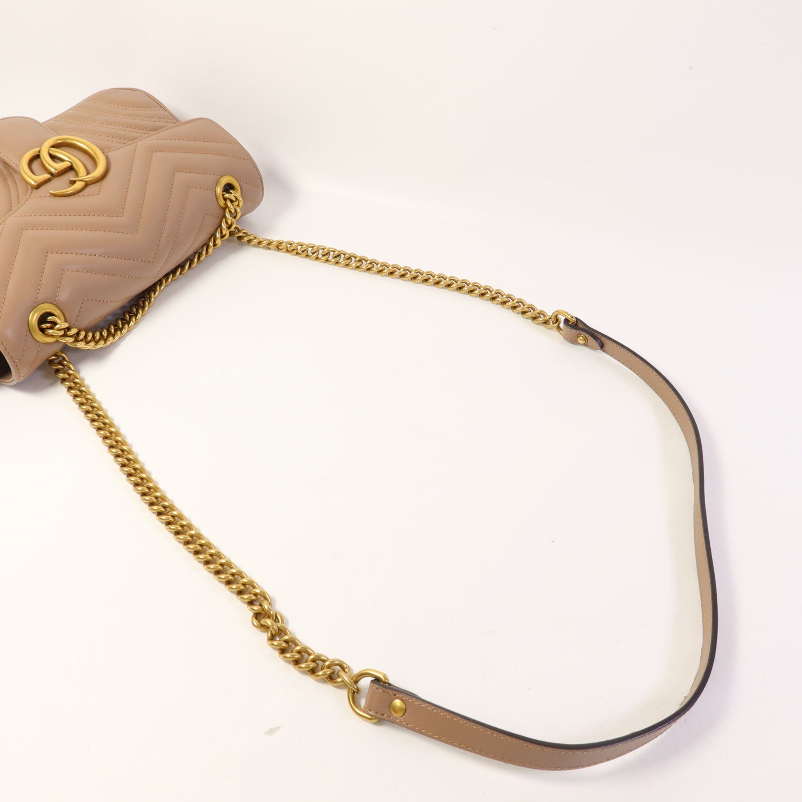 GUCCI 牛皮皮革GG Marmont金扣肩背袋