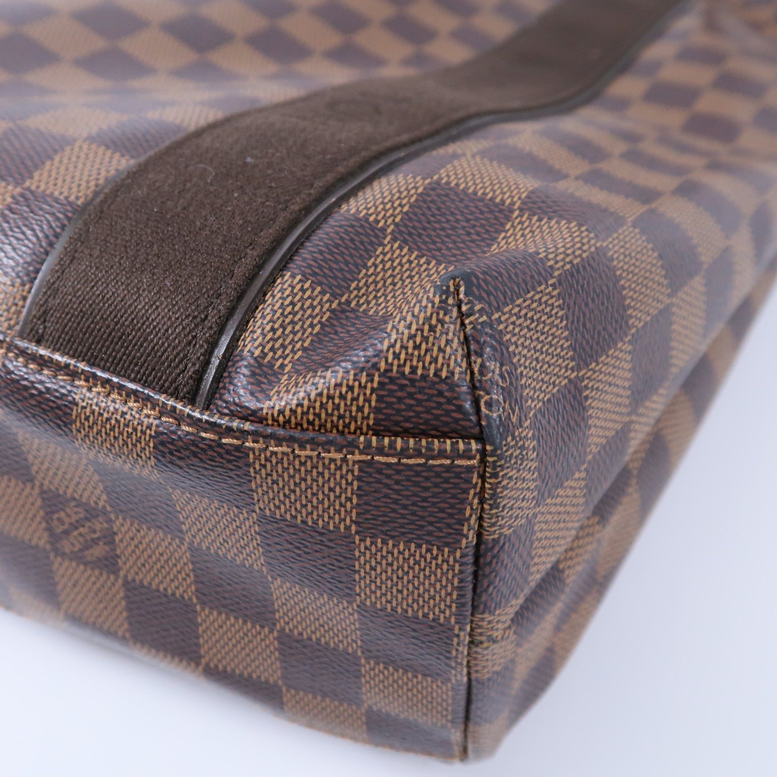 LOUIS VUITTON Damier Beaubourg肩背袋