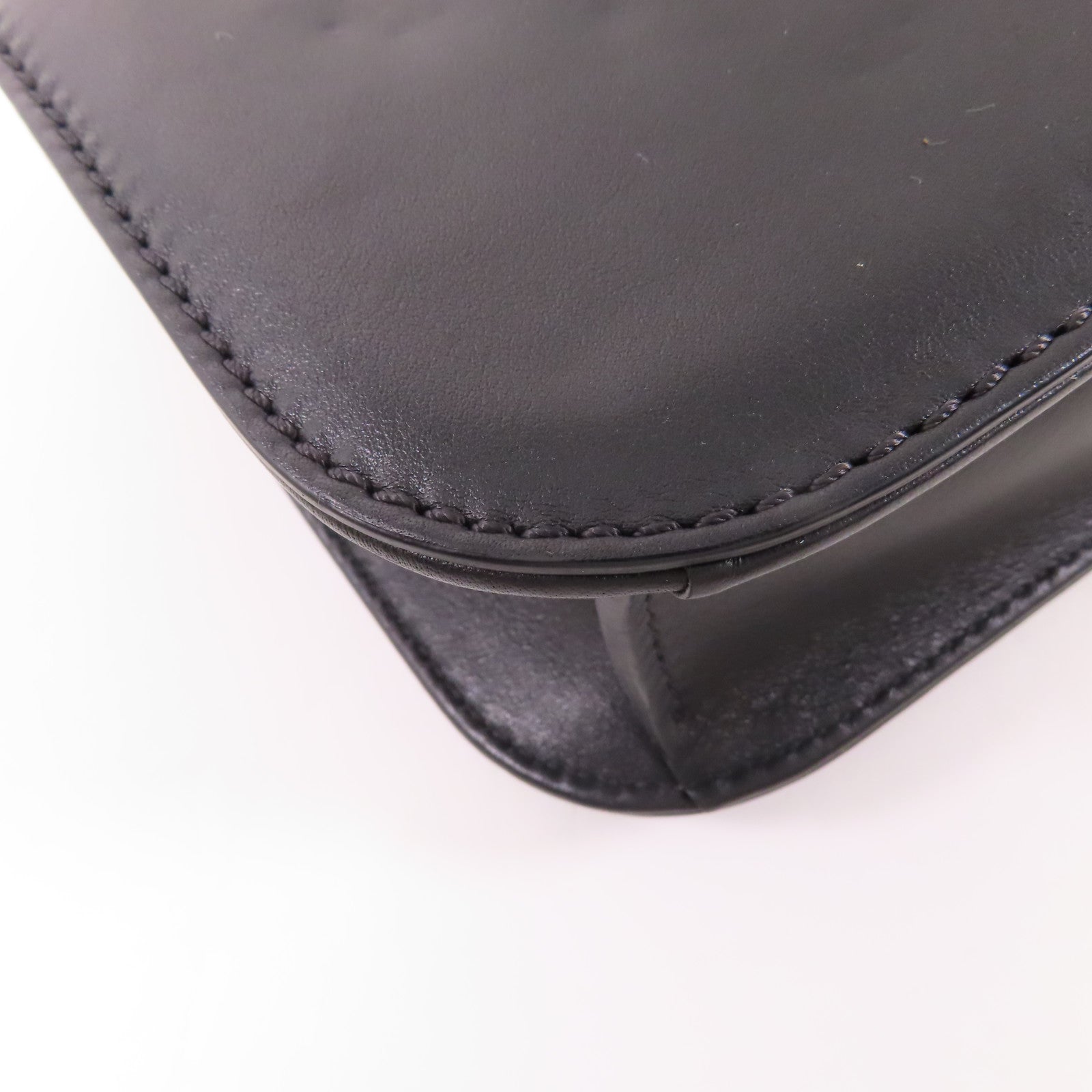 Valentino 【激減優惠】牛皮皮革Glam Lock Shoulder Bag鏈帶肩背袋