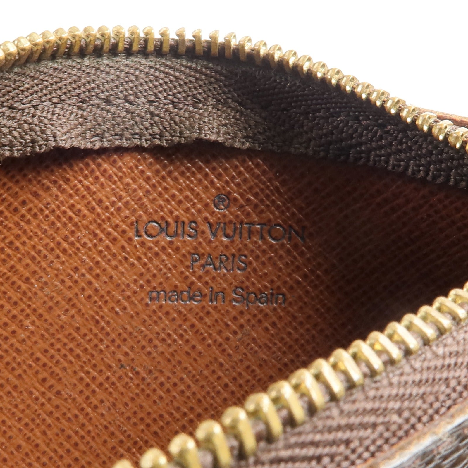 LOUIS VUITTON Monogram Key Pouch金扣鎖匙包