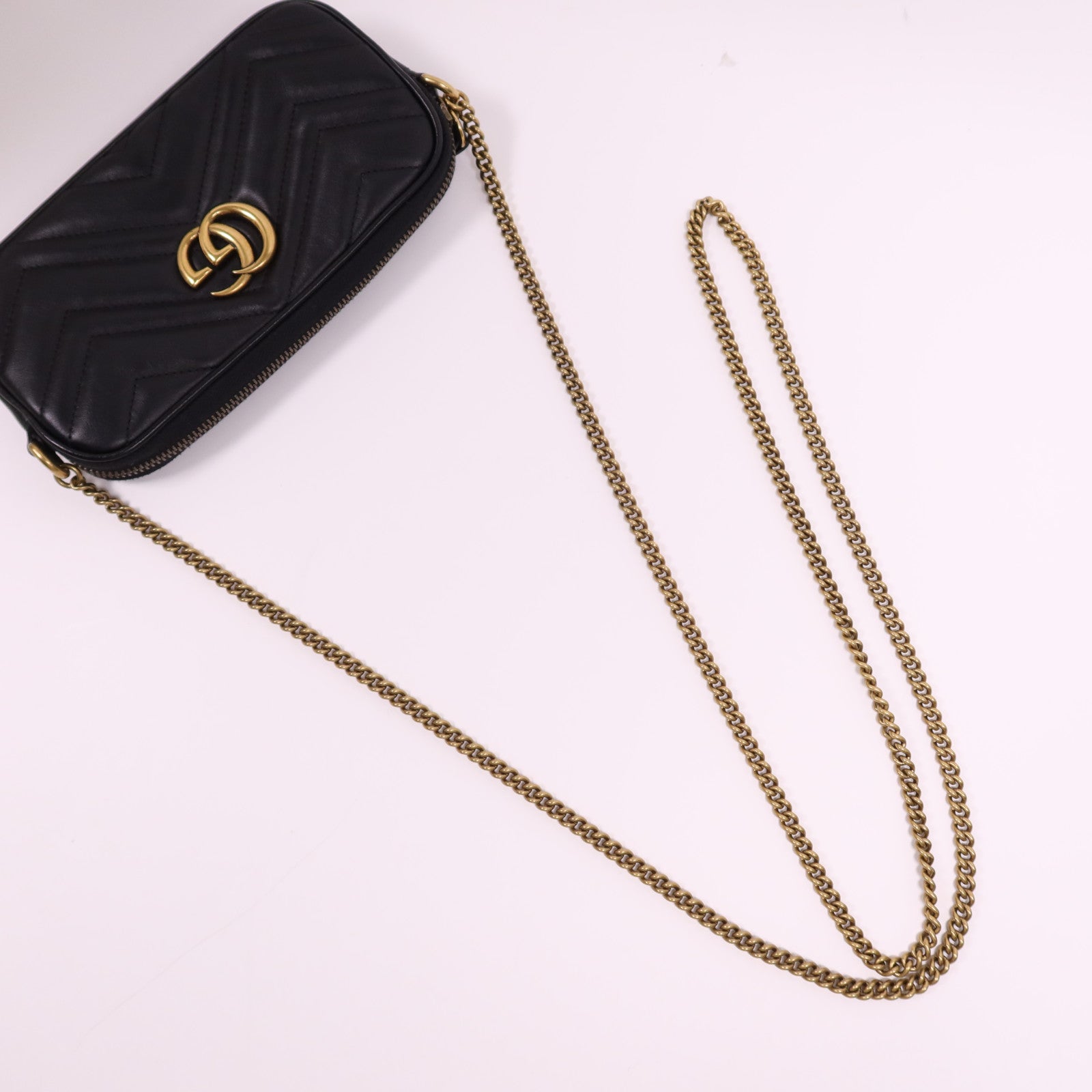 GUCCI 牛皮皮革GG Marmont金扣鏈帶肩背袋