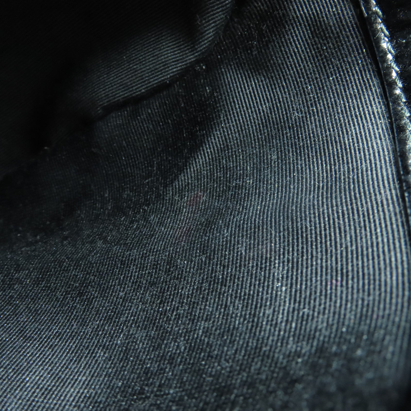 SAINT LAURENT 漆皮皮革Shoulder Bag金扣肩背袋黑色