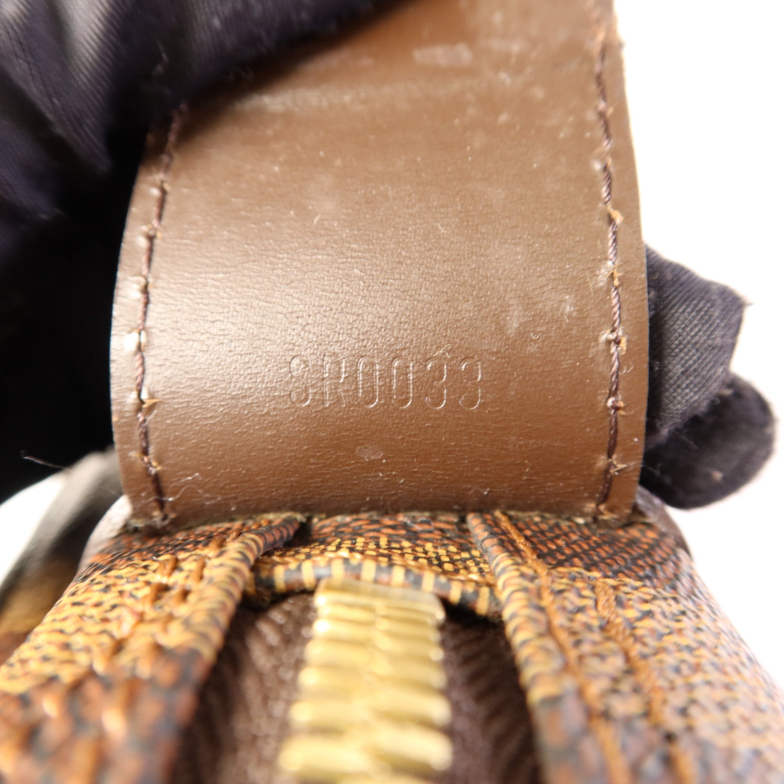 LOUIS VUITTON Damier Naviglio金扣肩背袋