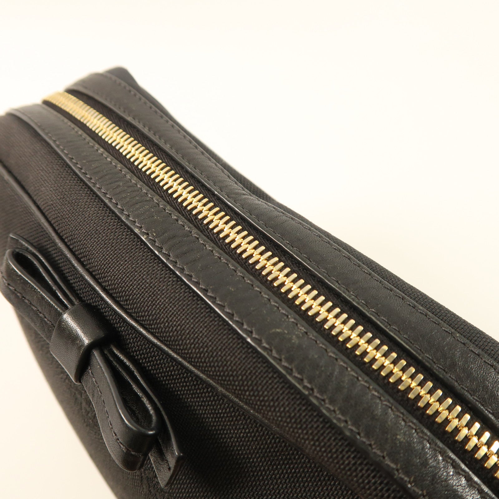 PRADA 帆布Shoulder Bag金扣肩背袋