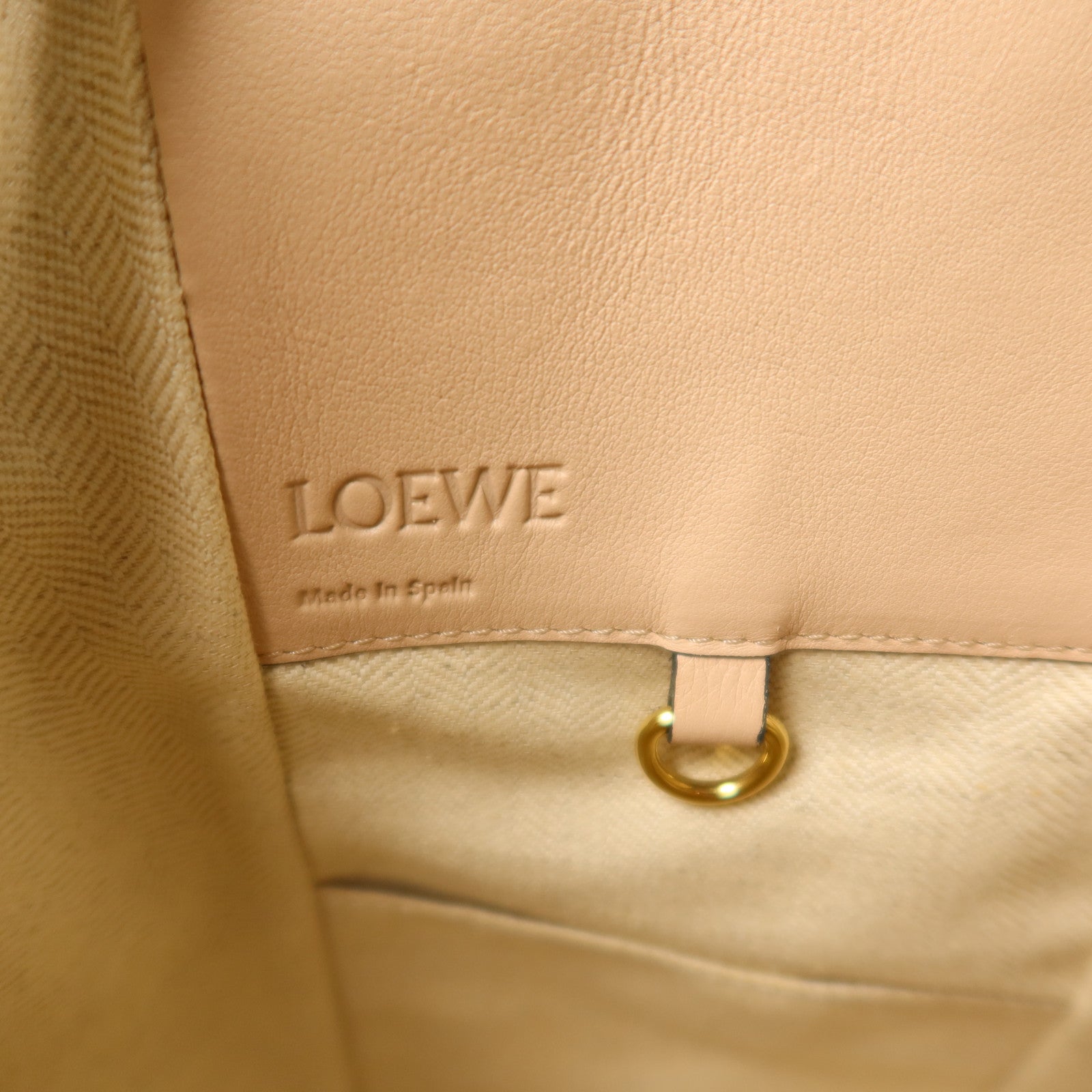 LOEWE 牛皮皮革Hammock Small金扣手挽肩背兩用袋