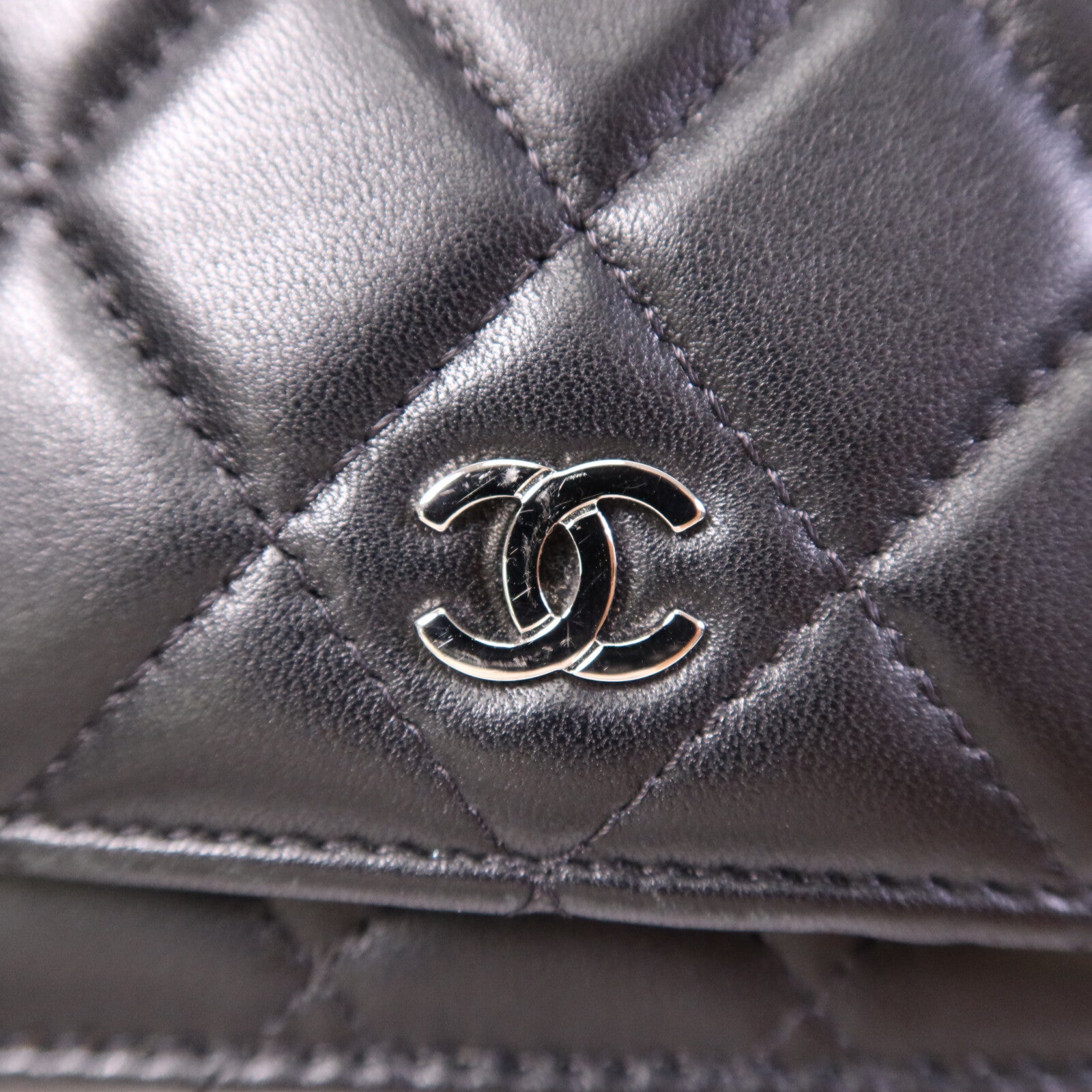 CHANEL 羊皮皮革Mini Wallet On Chain銀扣鏈帶肩背袋