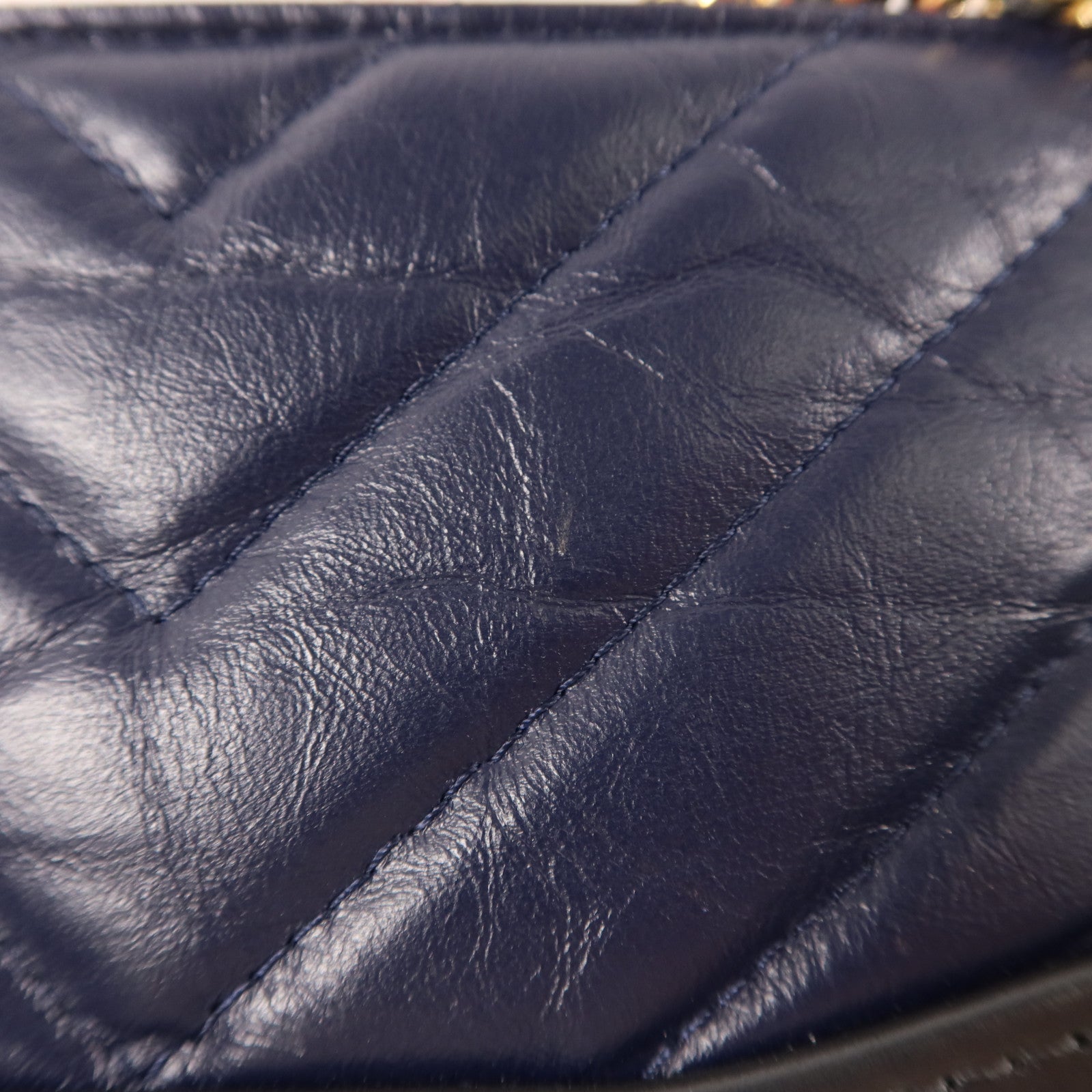 CHANEL 牛皮皮革Gabrielle Wallet On Chain鏈帶肩背袋