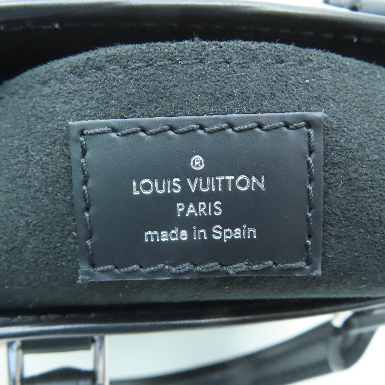 LOUIS VUITTON 【激減優惠】Epi Petit Sac Plat銀扣手挽肩背兩用袋黑色