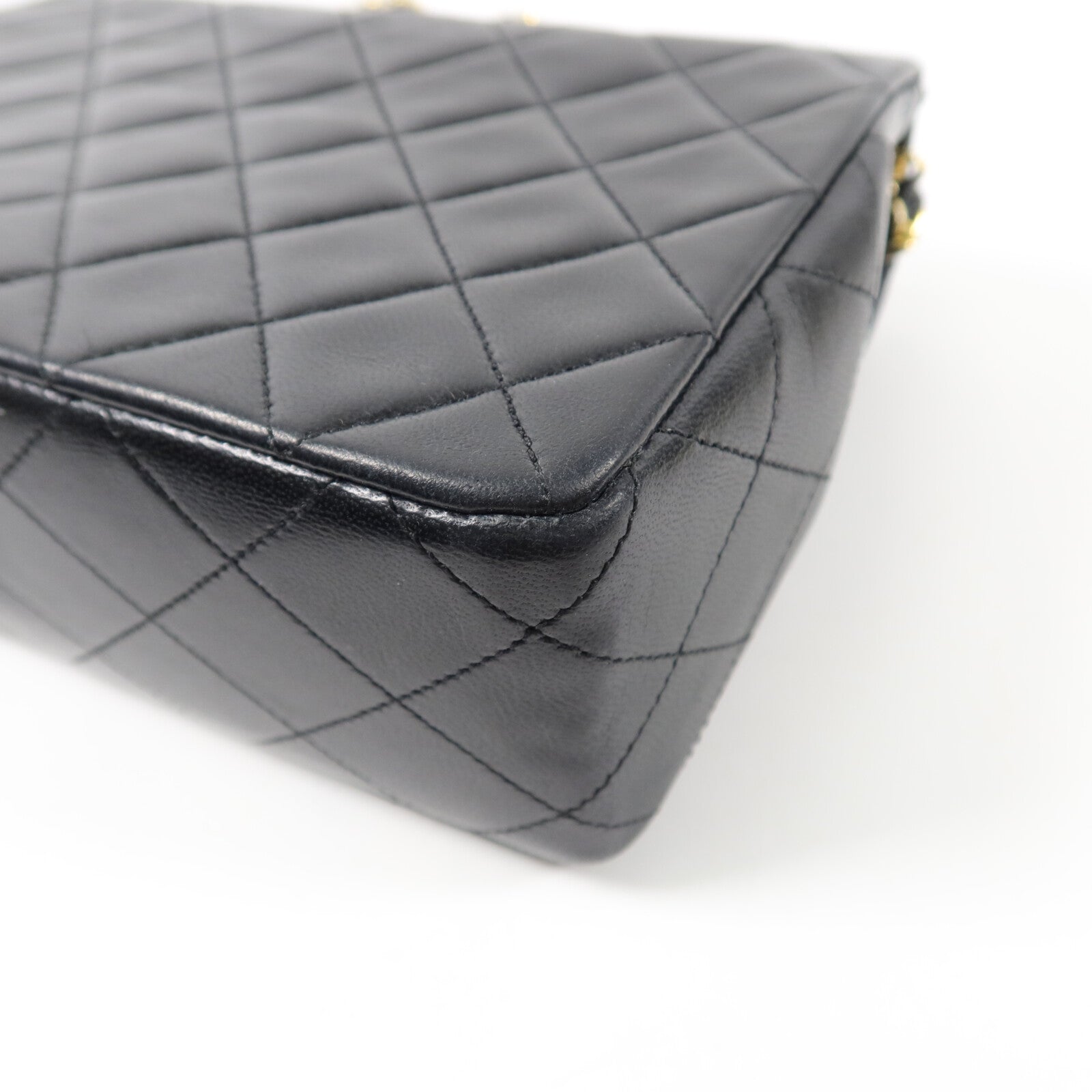 CHANEL 羊皮皮革Vintage Mini Classic Square鏈帶肩背袋