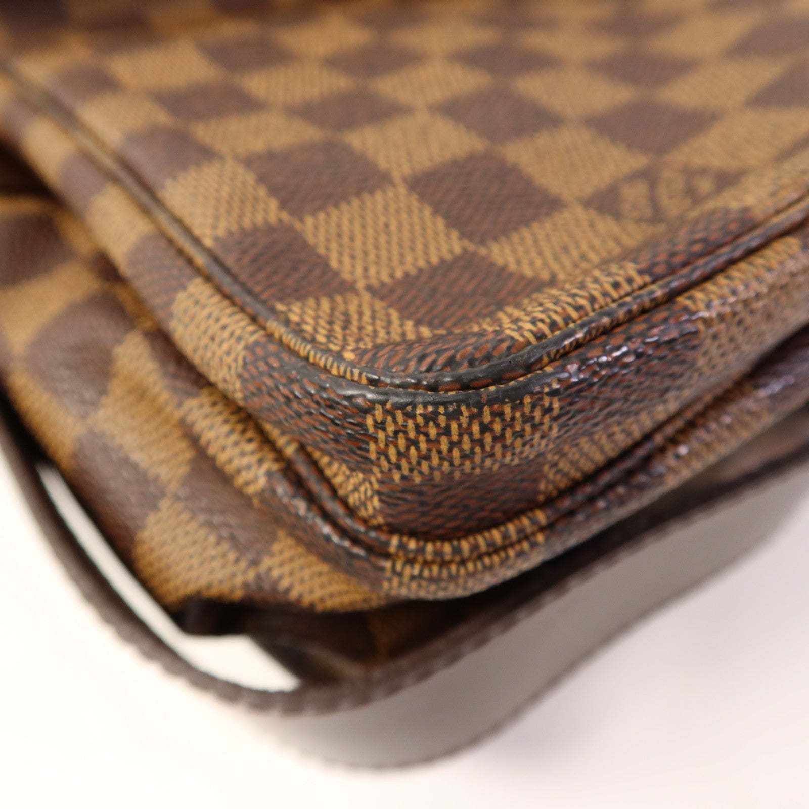 LOUIS VUITTON Damier Naviglio金扣肩背袋