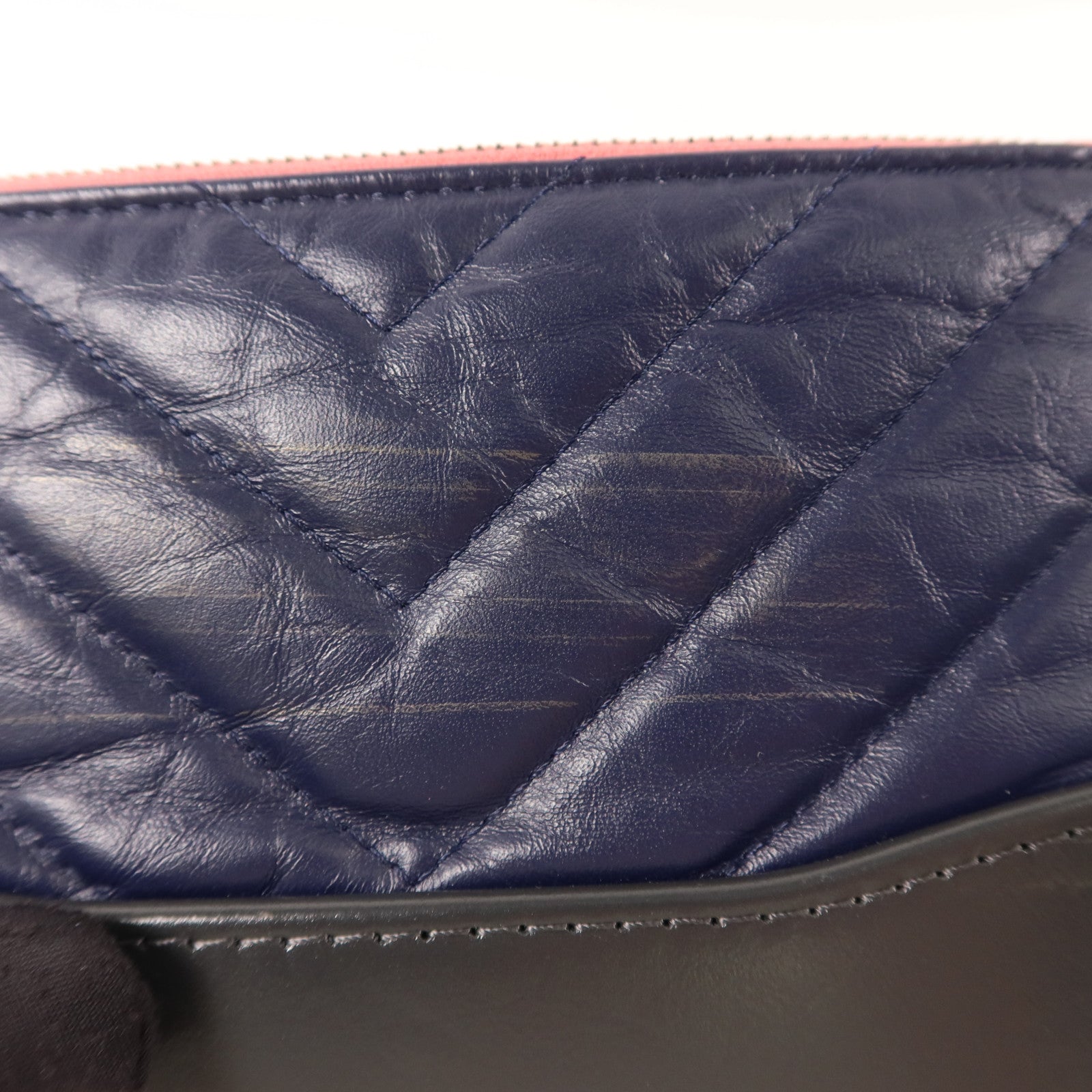 CHANEL 牛皮皮革Gabrielle Wallet On Chain鏈帶肩背袋