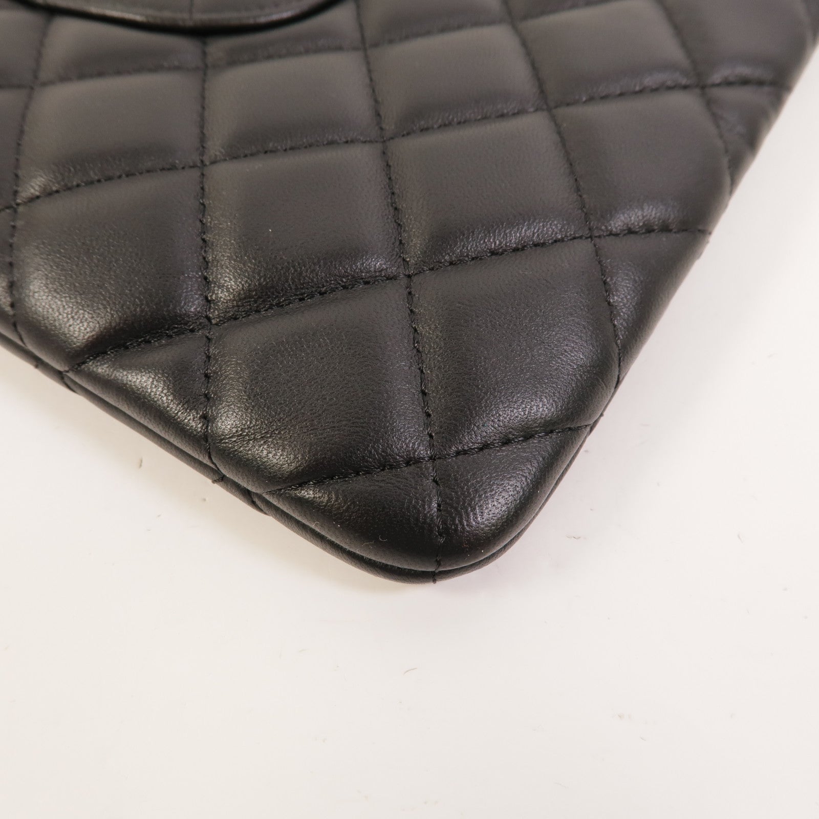 CHANEL 羊皮皮革Classic Zipped Pouch手拿包