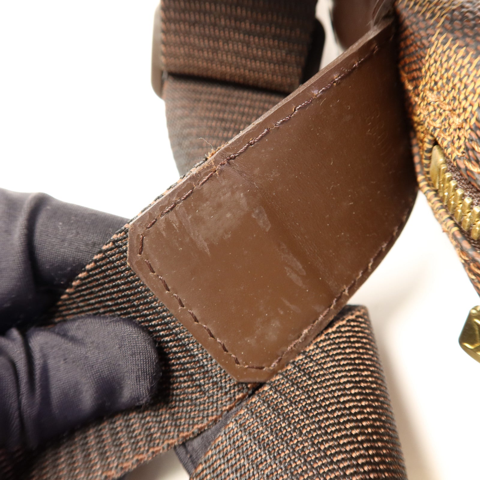 LOUIS VUITTON Damier Naviglio金扣肩背袋