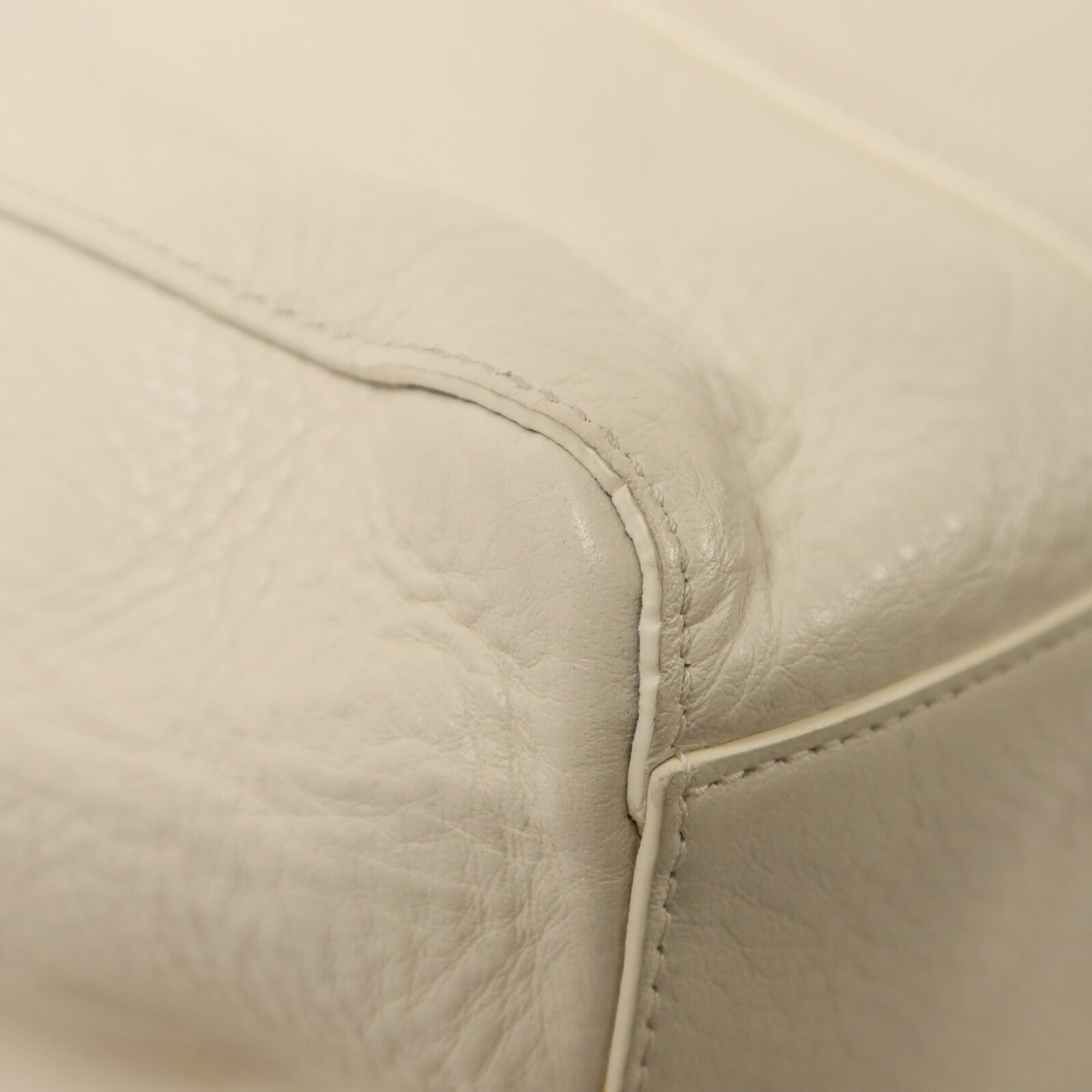 BALENCIAGA 牛皮皮革Everyday Tote Bag銀扣手挽袋