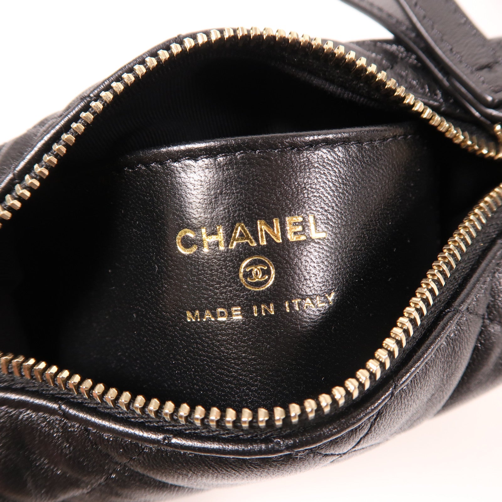 CHANEL 羊皮皮革Mini Bag Pouch銀扣手拿包黑色