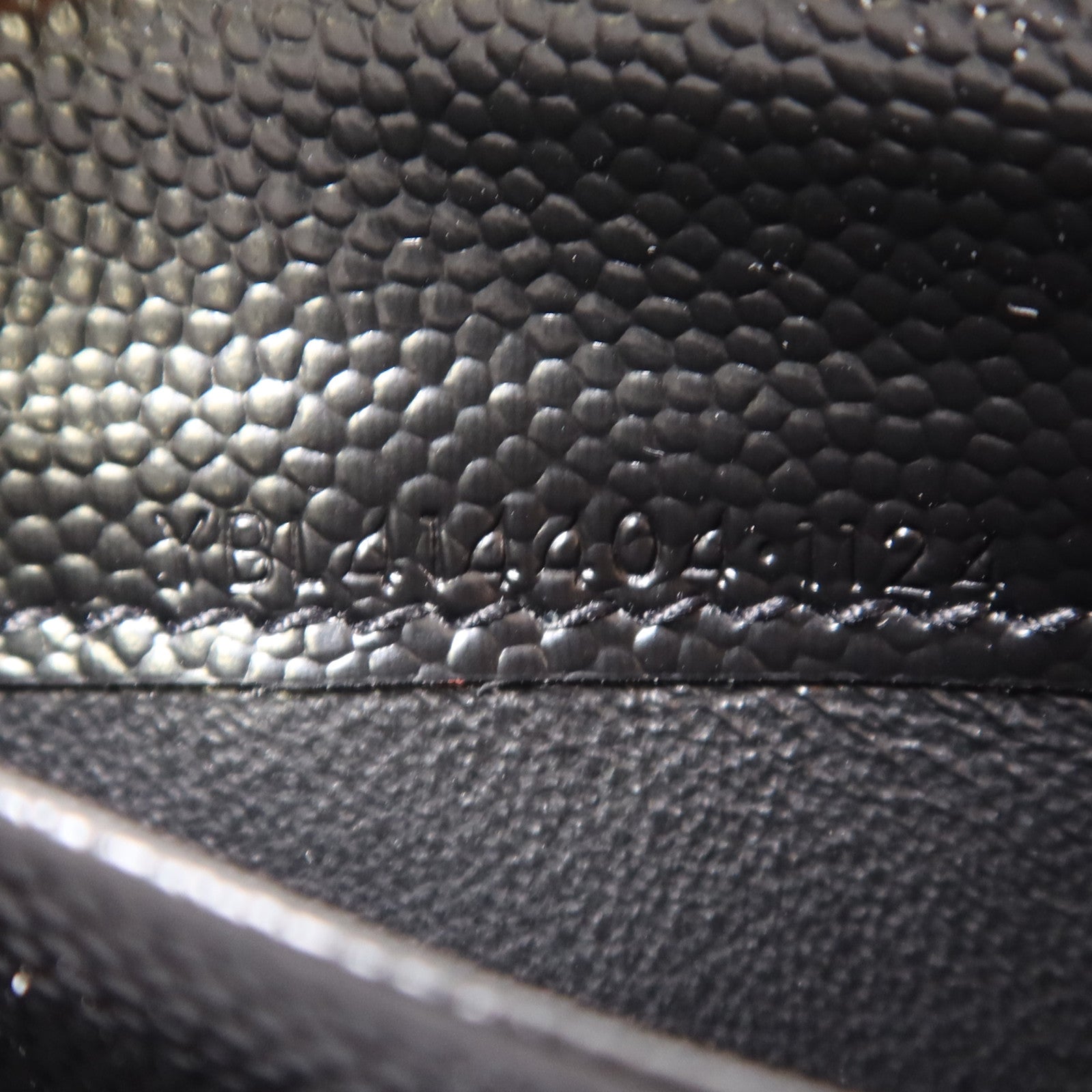 SAINT LAURENT 皮革Cassandre Matelasse Small金扣錢包