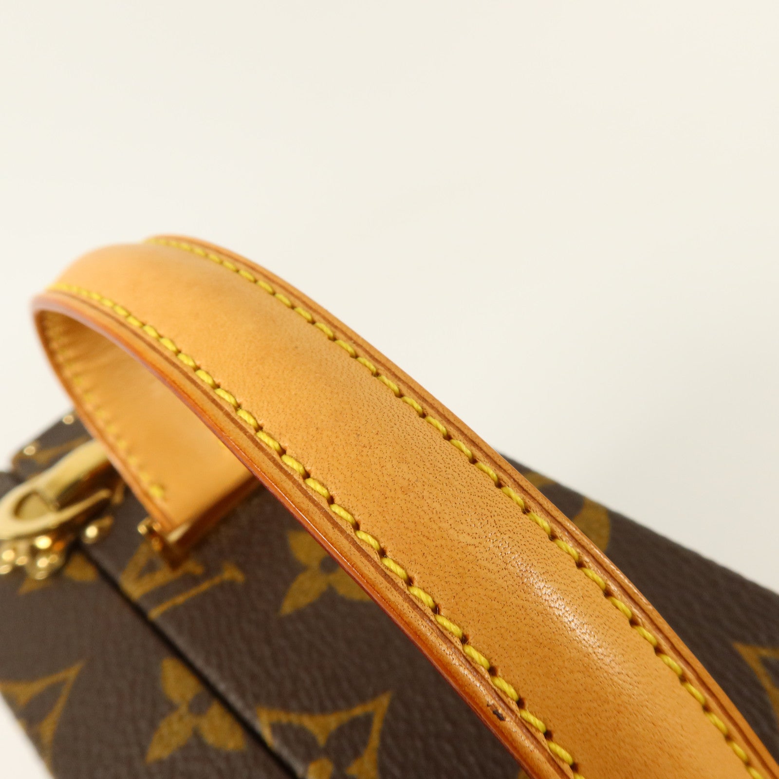 LOUIS VUITTON Monogram Panda Jewelry Box金扣手挽袋