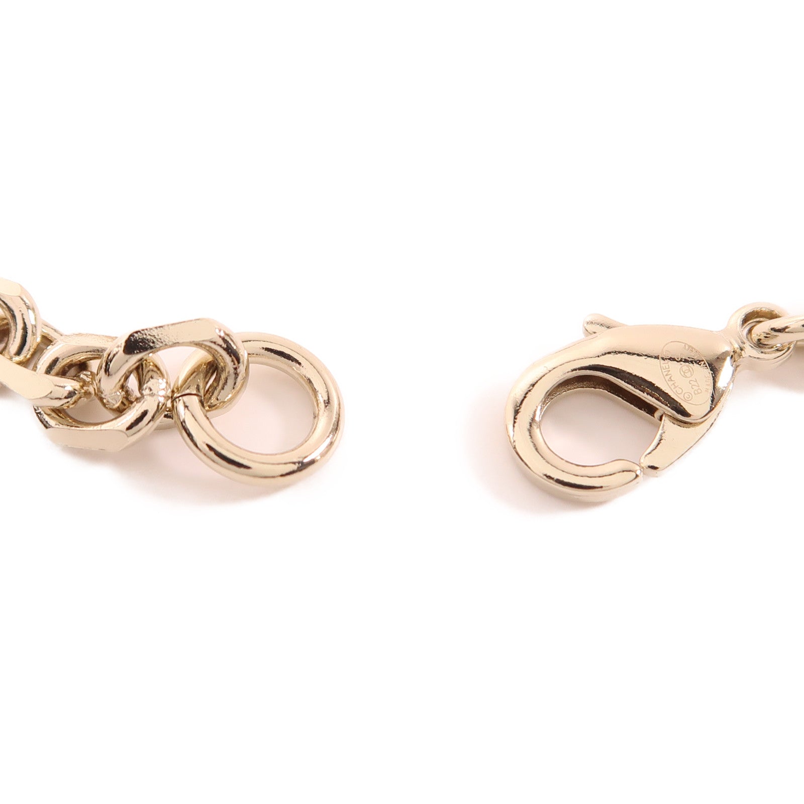 CHANEL CC Necklace Metal Gold