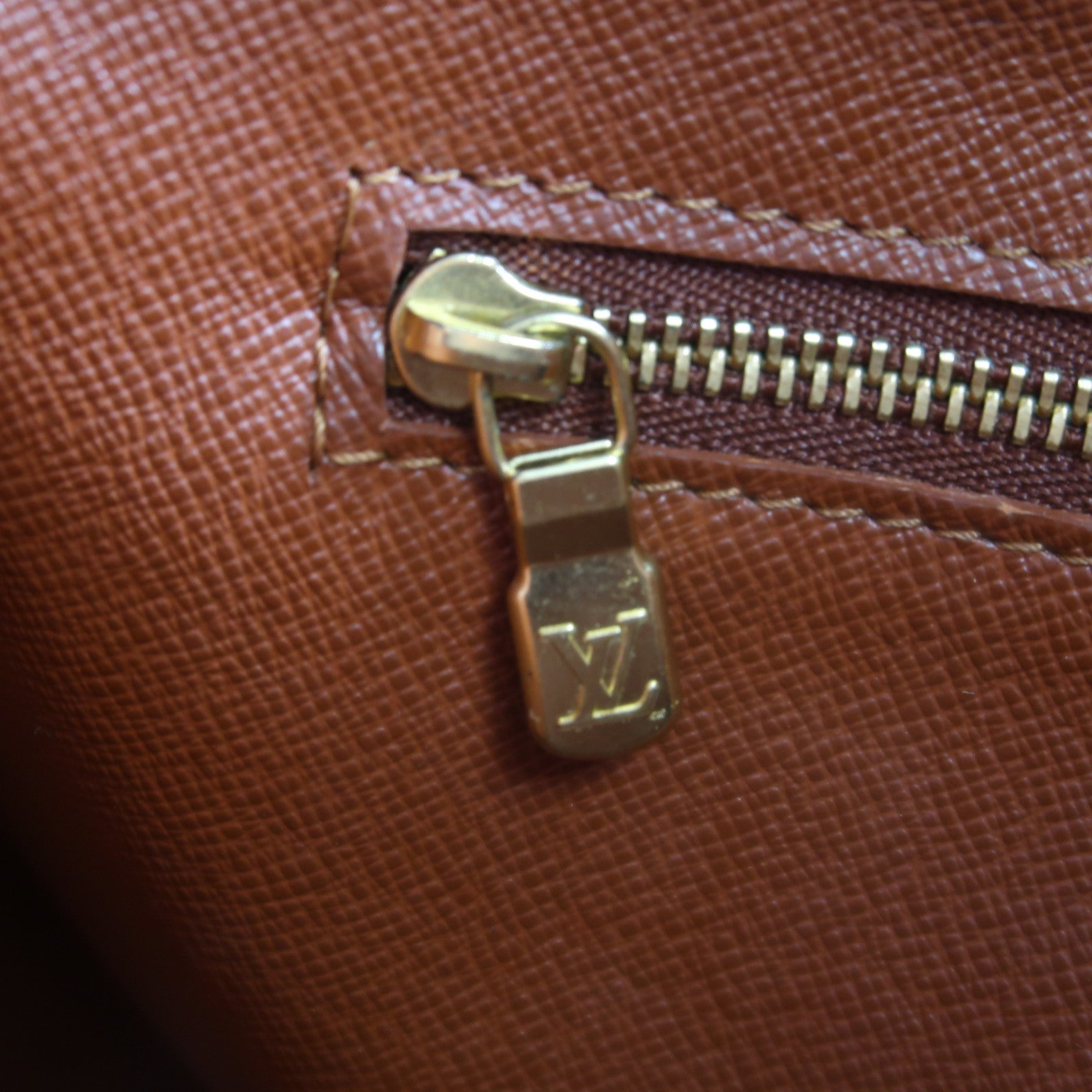 LOUIS VUITTON Monogram Boulogne肩背袋啡色