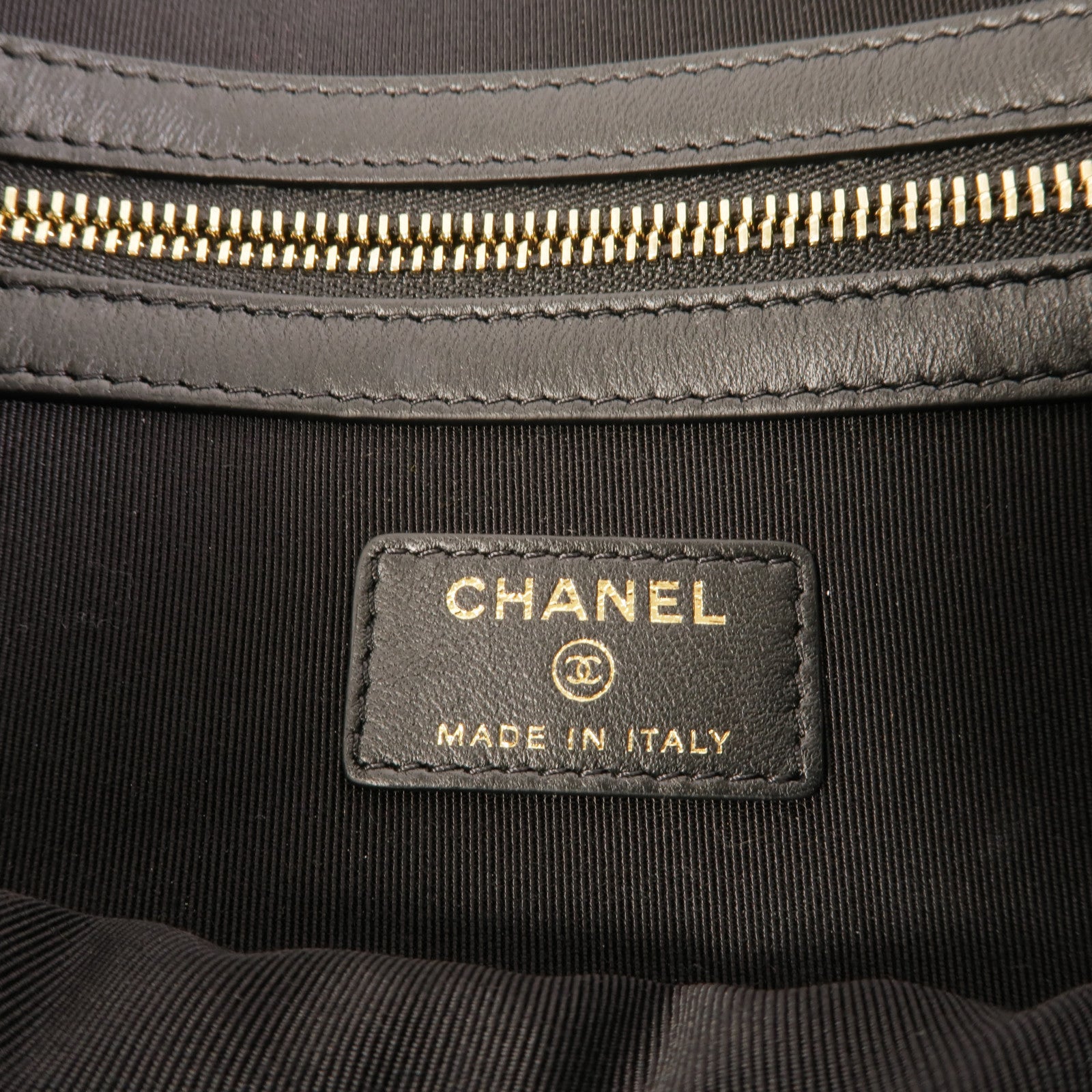 CHANEL 羊皮皮革Classic Zipped Pouch手拿包