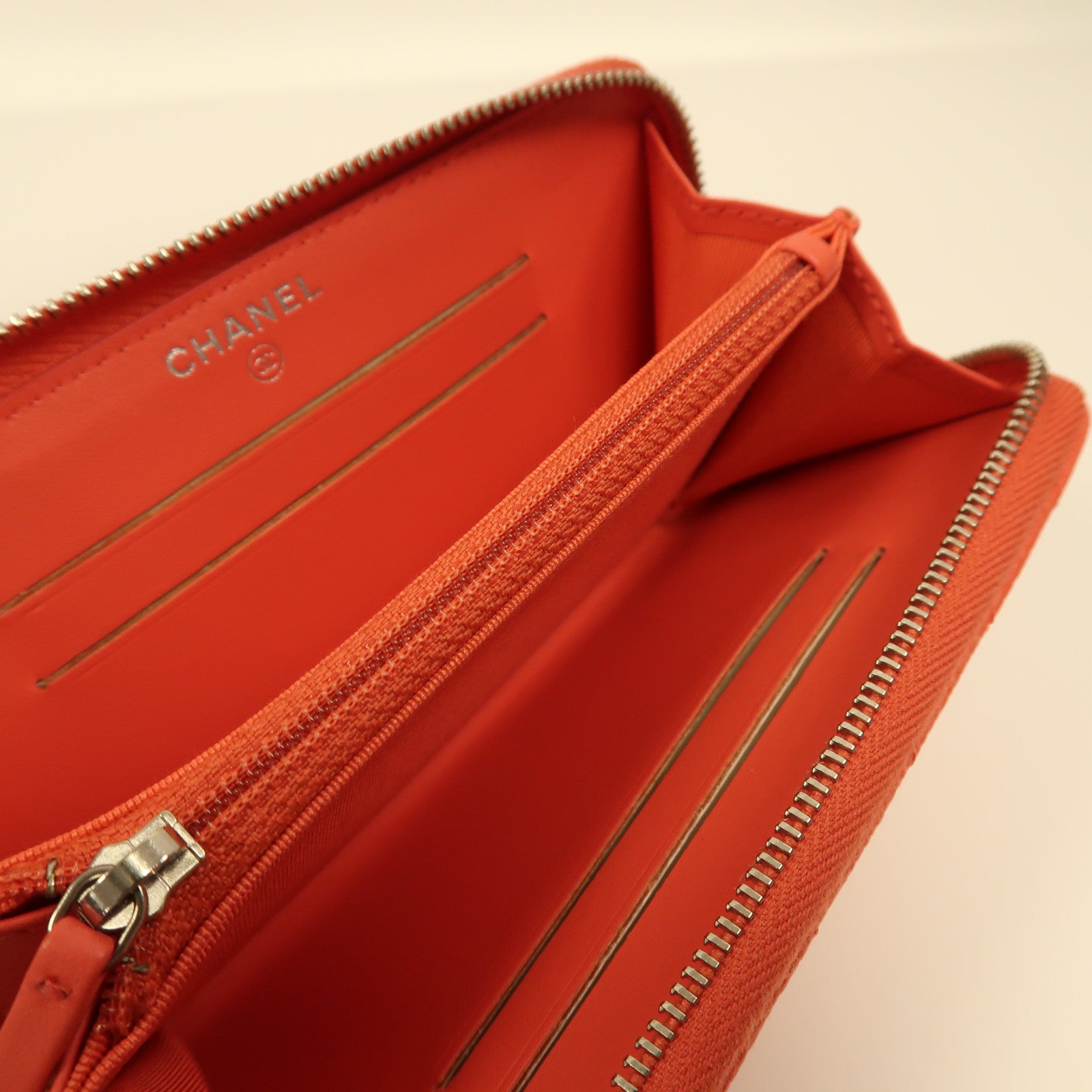 CHANEL 牛皮皮革Long Wallet銀扣長錢包橙色