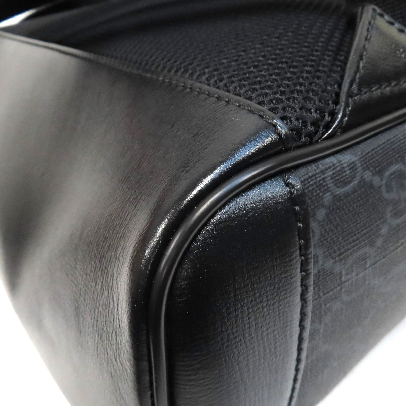 GUCCI 塗層帆布Backpack銀扣背包黑色