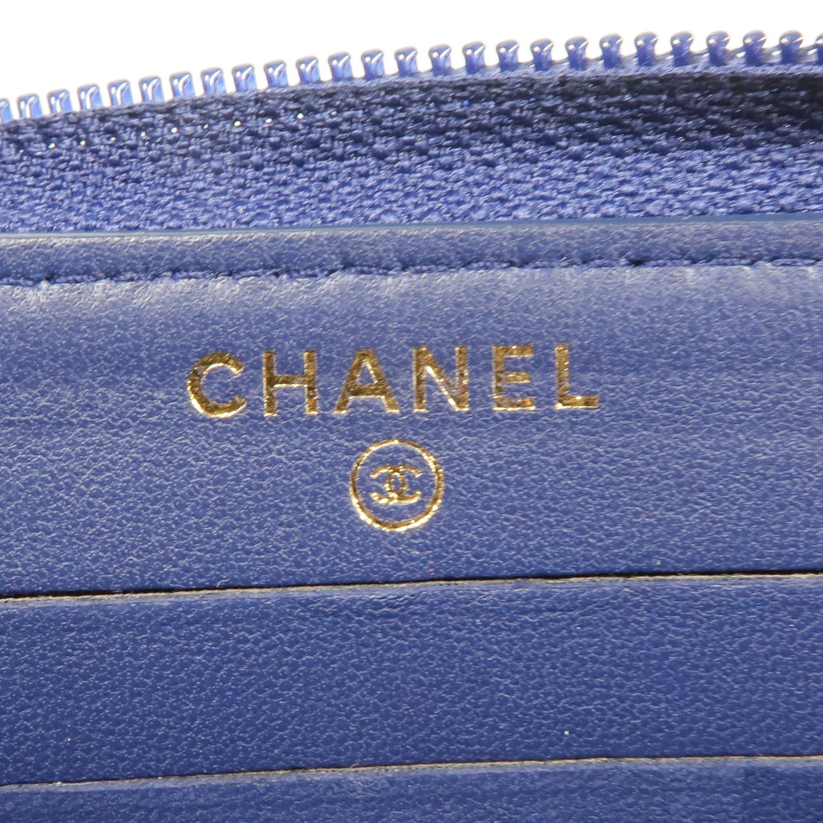 CHANEL 羊皮皮革Boy Zipped Wallet金扣錢包