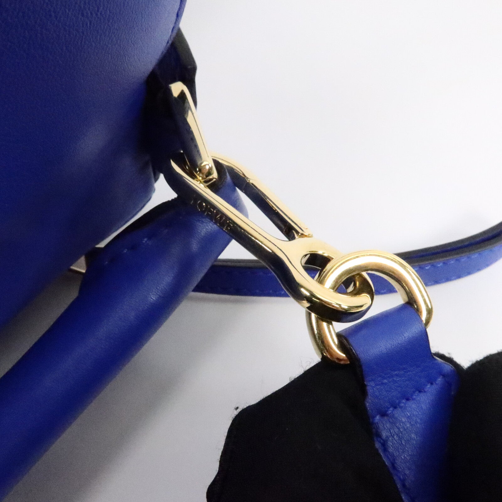 LOEWE 牛皮皮革Puzzle Medium手挽肩背兩用袋