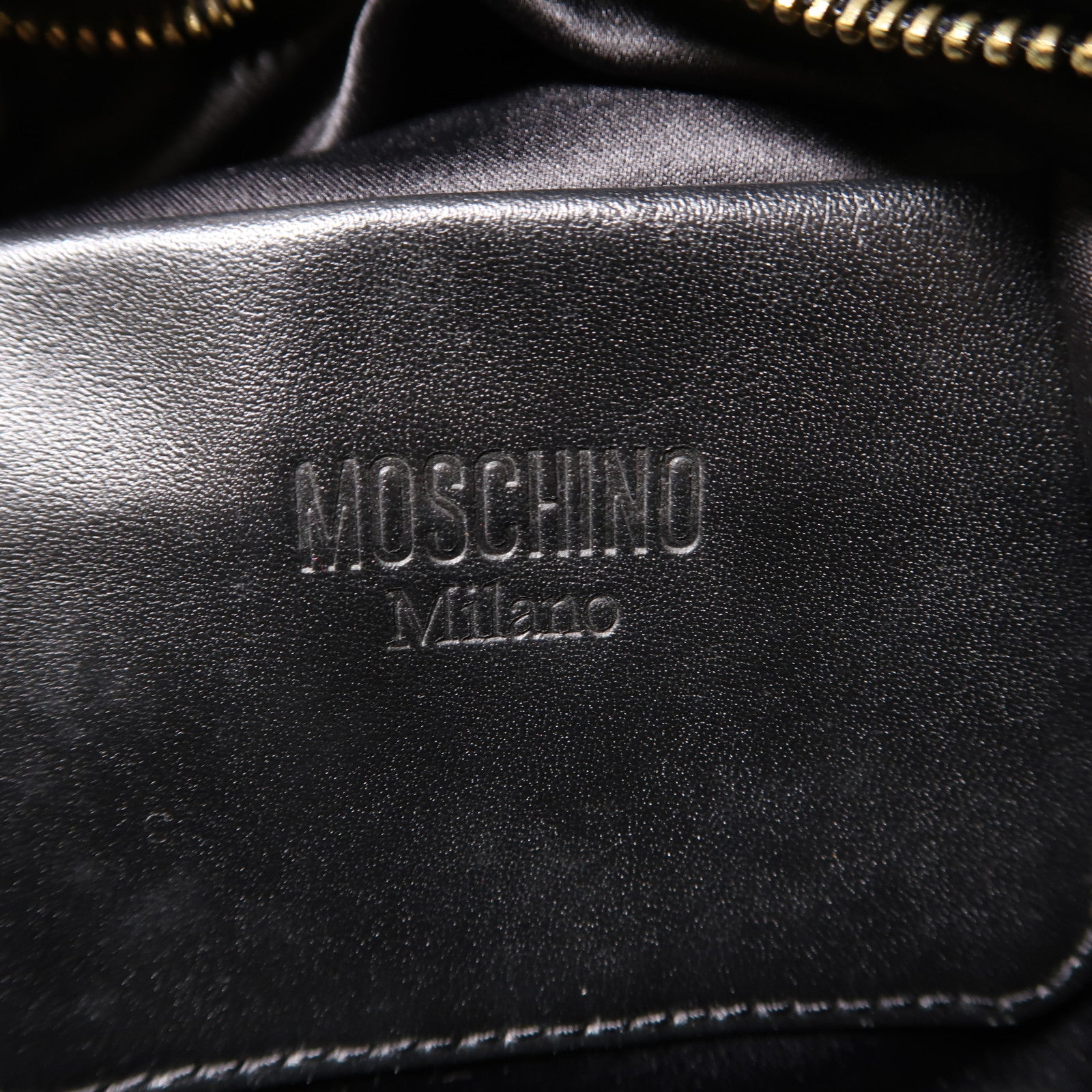 MOSCHINO 尼龍Backpack金扣背包黑色