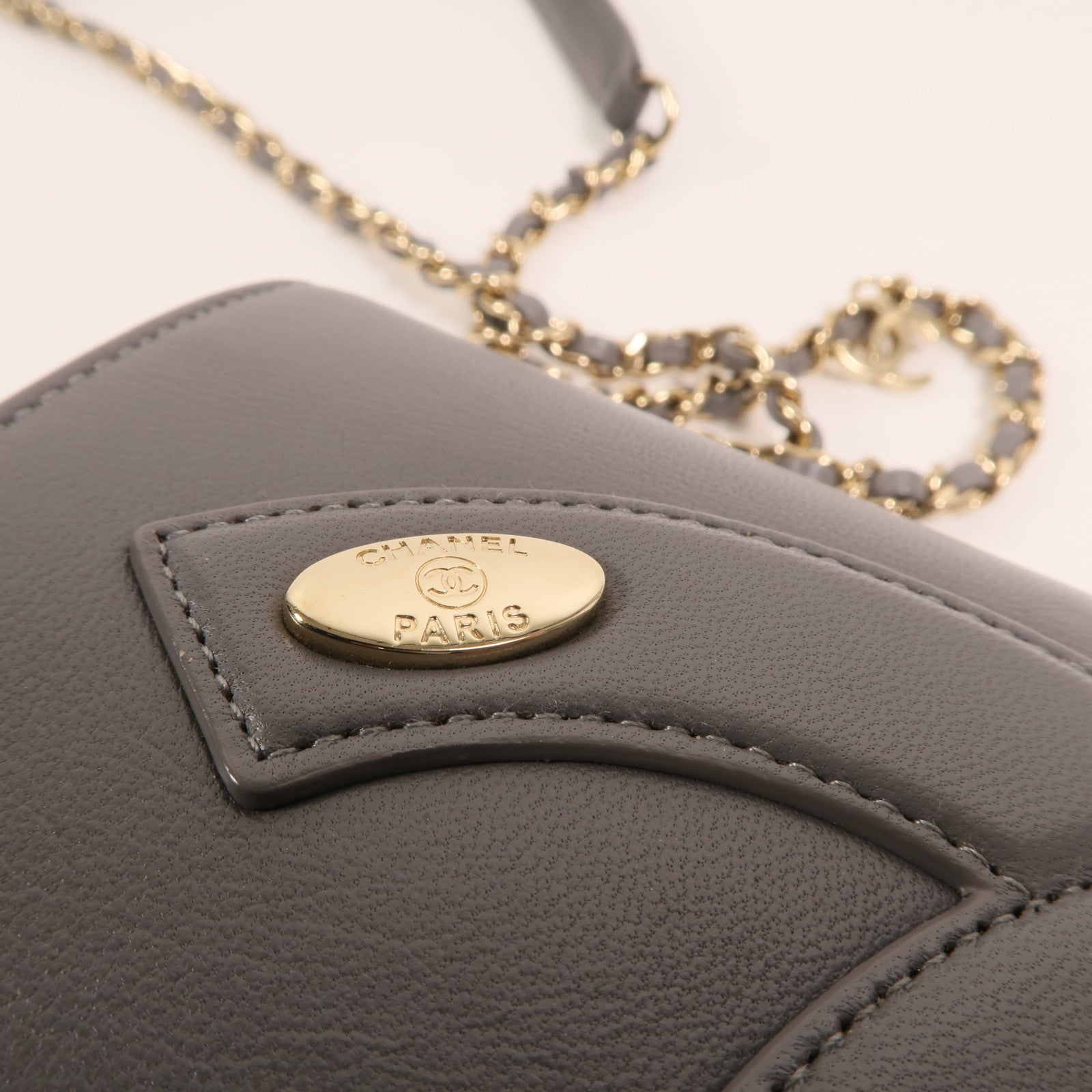 CHANEL 【激減優惠】牛皮皮革CC Mania Flap Bag金扣鏈帶肩背袋