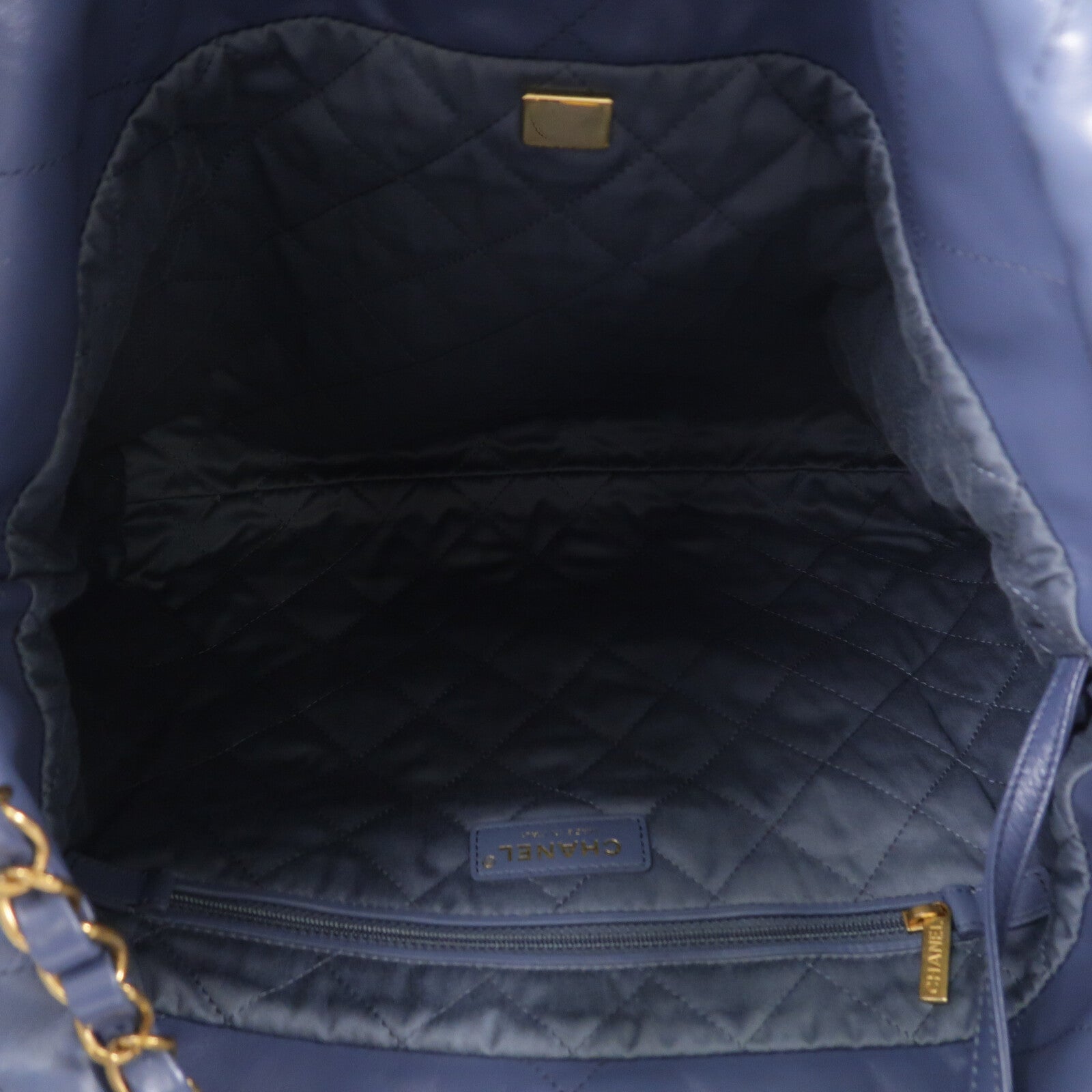 CHANEL 牛皮皮革Chanel 22 Small鏈帶肩背袋
