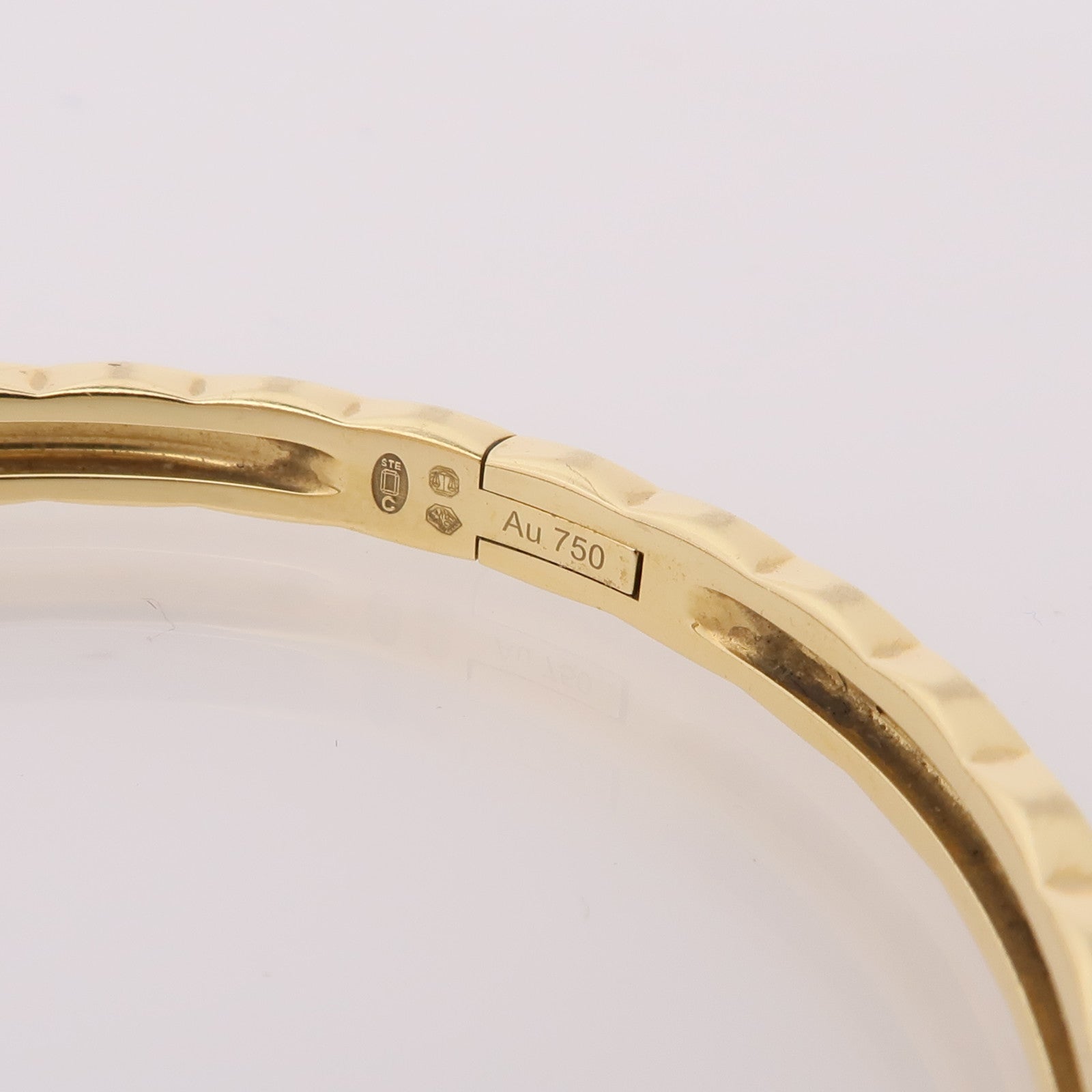 CHANEL 18K黃金Coco Crush Bangle手鐲