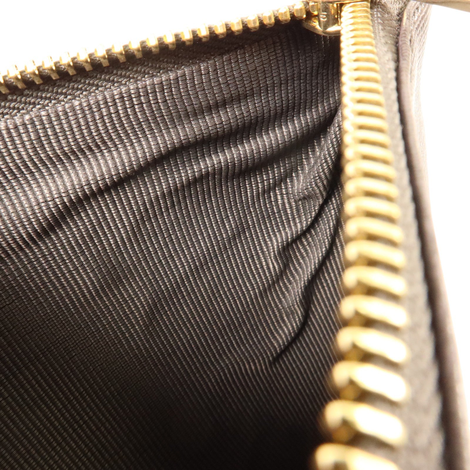 Furla 牛皮皮革Furla Royal Envelope Pouch Set of 3金扣手拿包