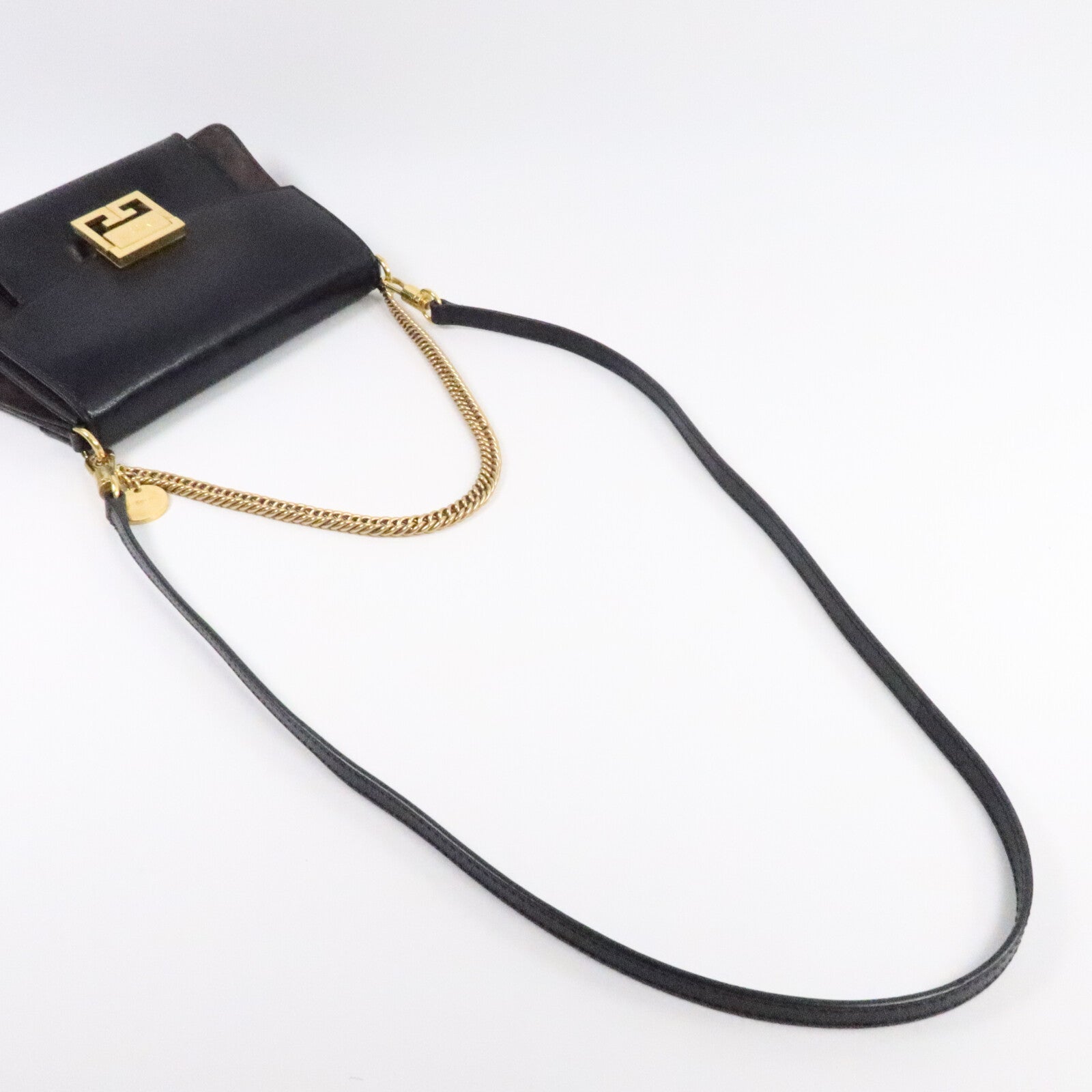 GIVENCHY 山羊皮皮革Chain Shoulder Bag鏈帶肩背袋