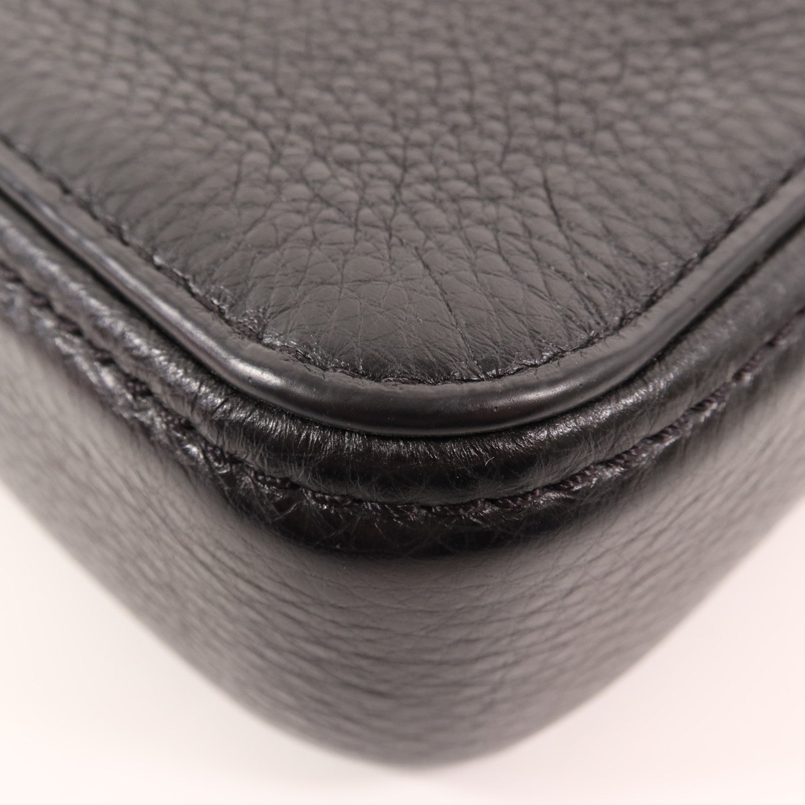 MARC JACOBS 牛皮皮革Shoulder Bag金扣肩背袋