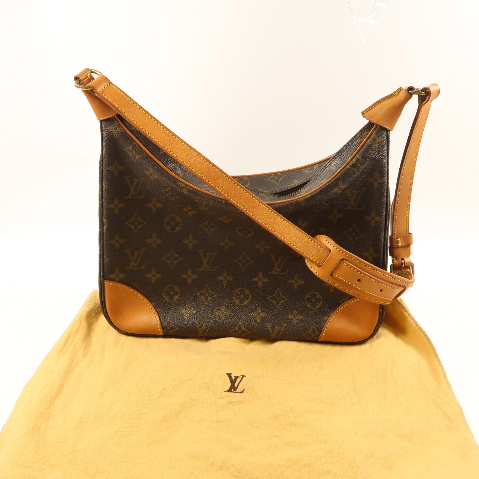 LOUIS VUITTON Monogram Boulogne肩背袋啡色