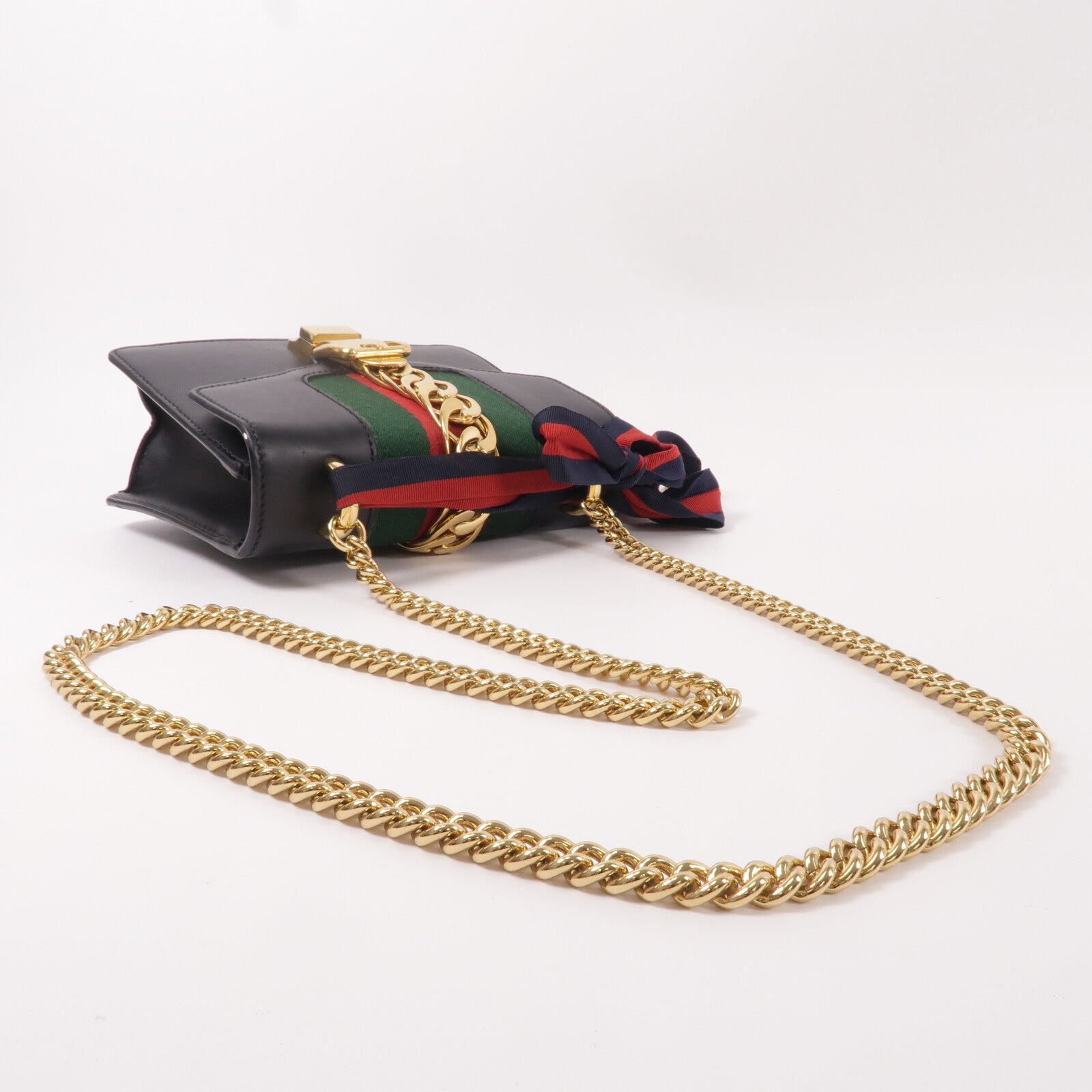 GUCCI 牛皮皮革Sylvie肩背袋