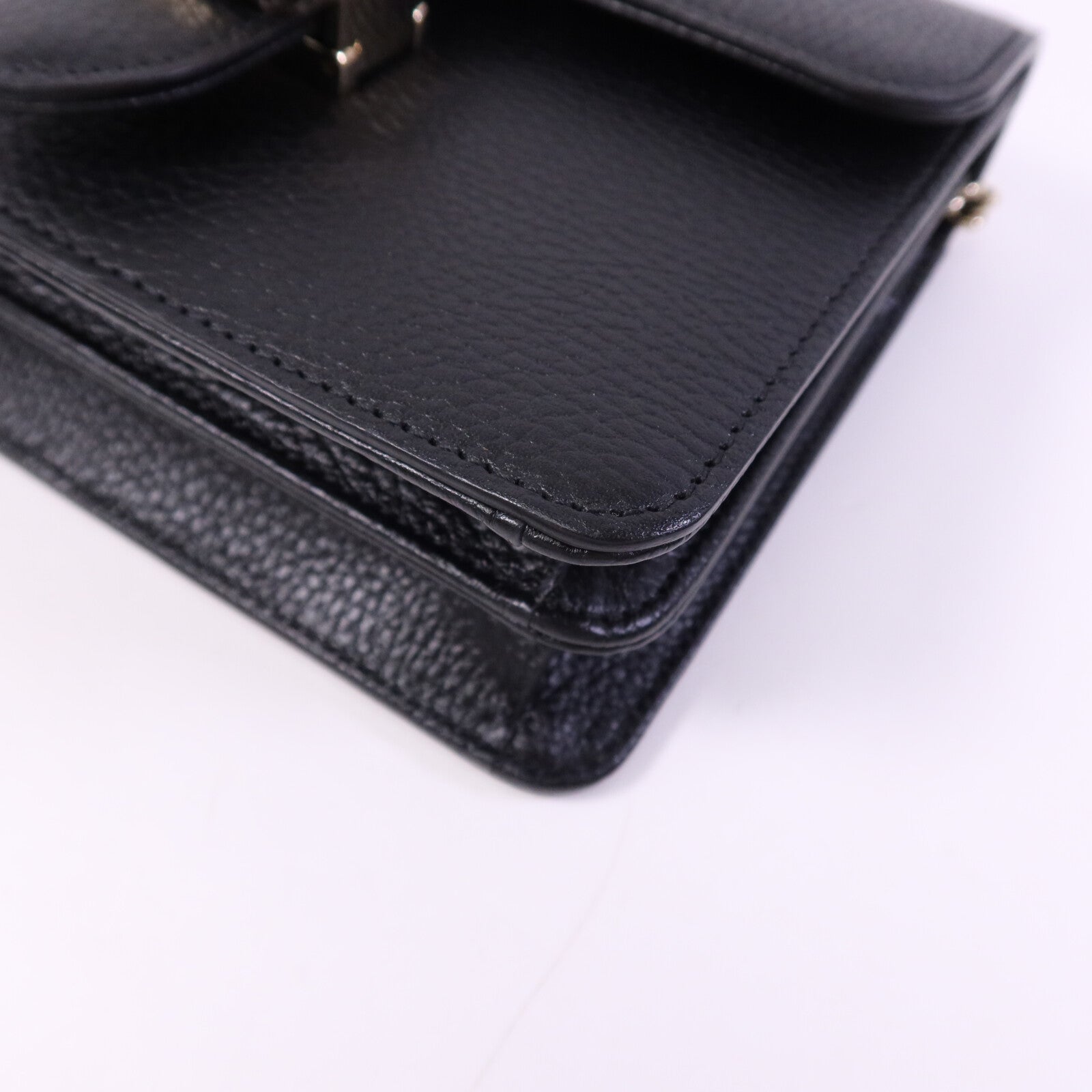GUCCI 牛皮皮革Interlock G金扣鏈帶肩背袋
