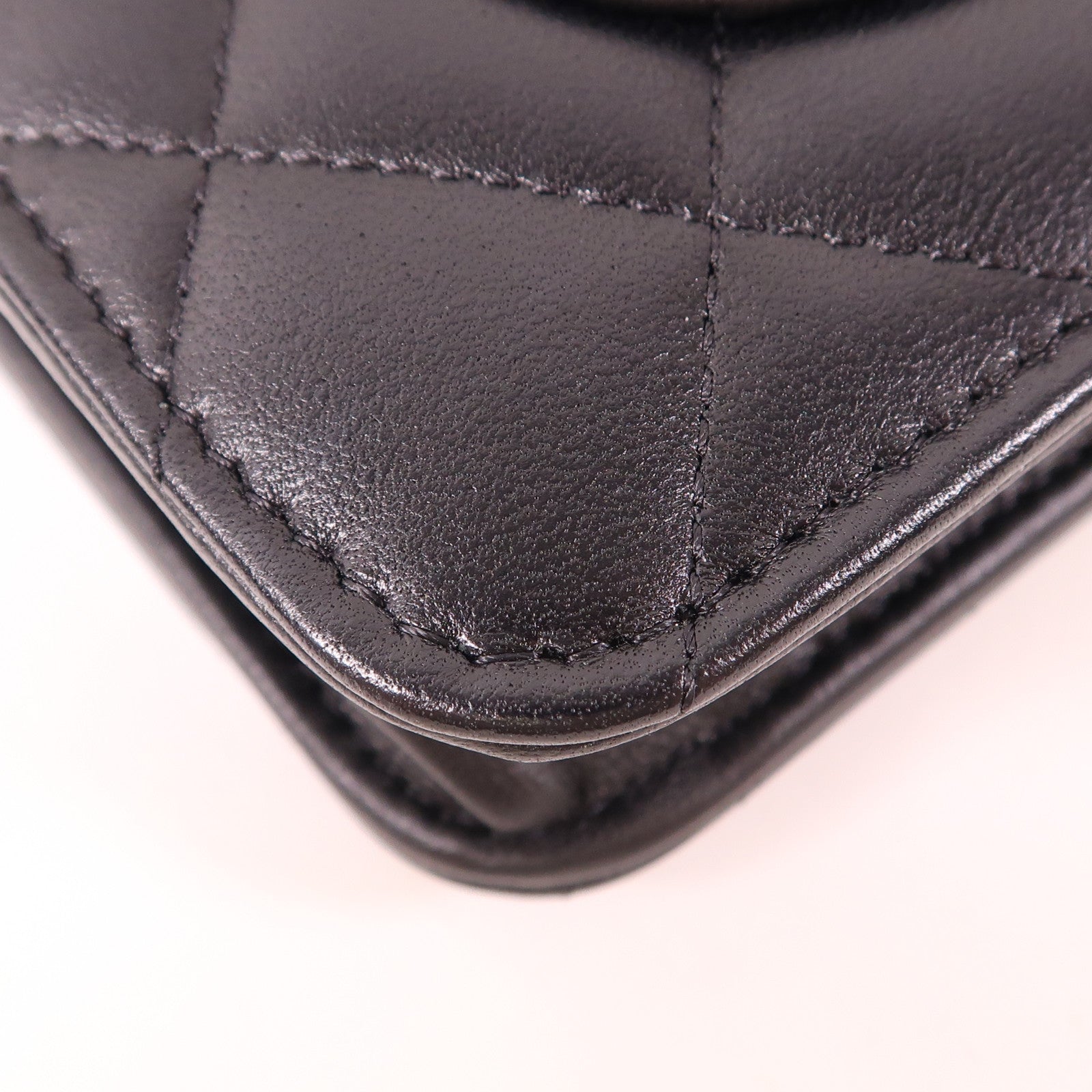 CHANEL 羊皮皮革WOC Wallet On Chain銀扣鏈帶肩背袋