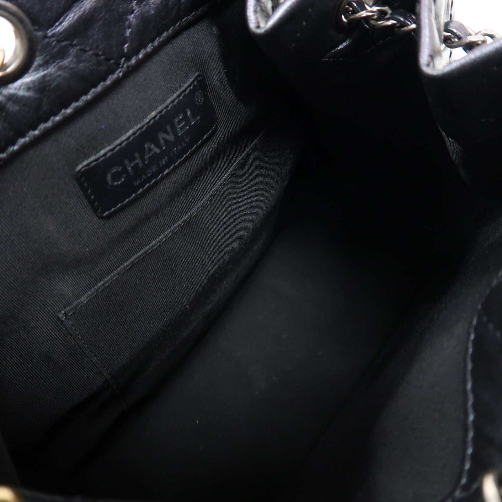 CHANEL 菱格羊皮皮革Gabrielle Backpack銀扣鏈帶背包黑色