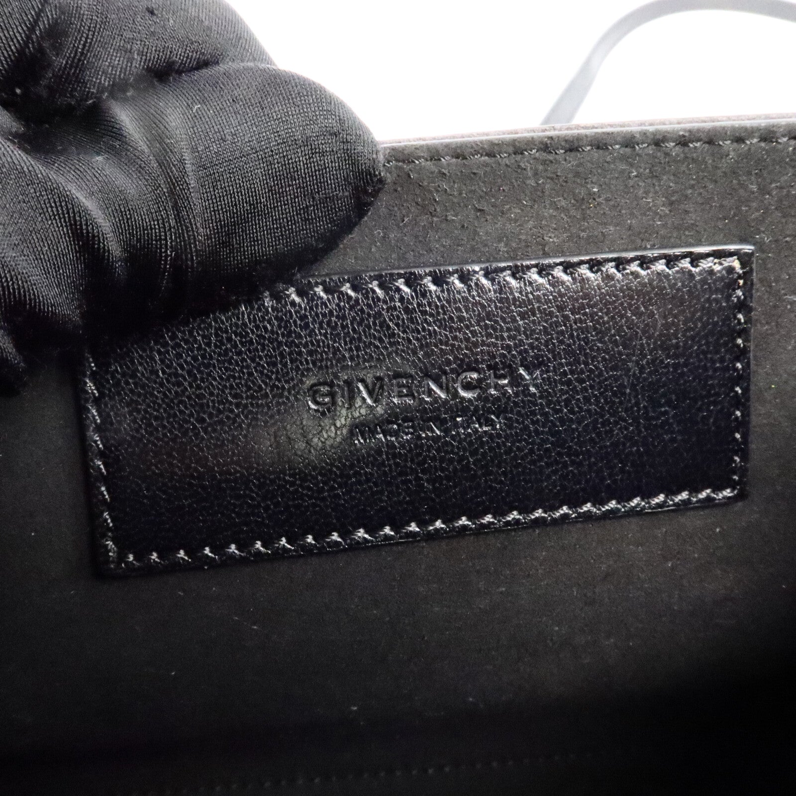 GIVENCHY 山羊皮皮革Chain Shoulder Bag鏈帶肩背袋