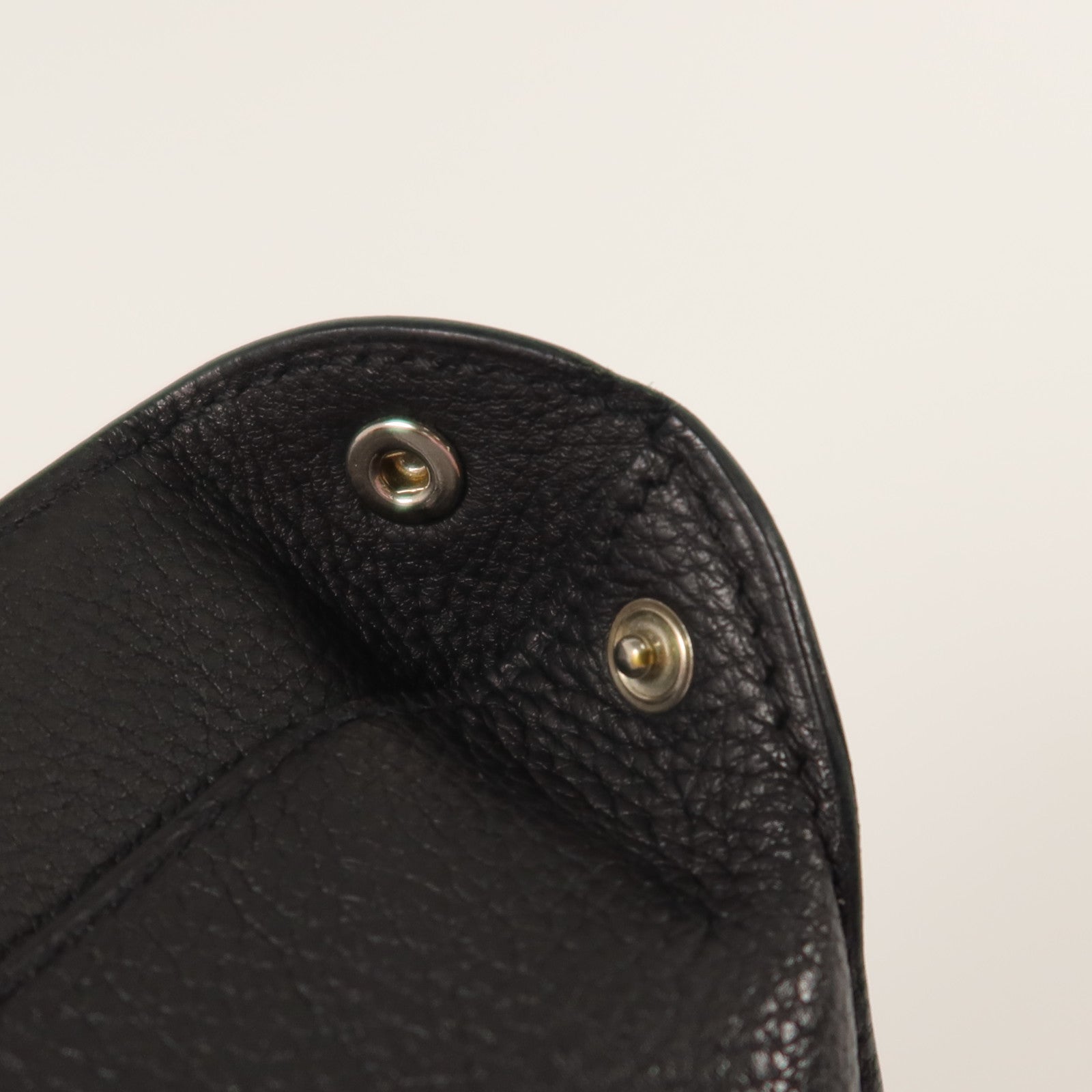HERMES Togo皮革Vide Poches銀扣肩背袋Noir